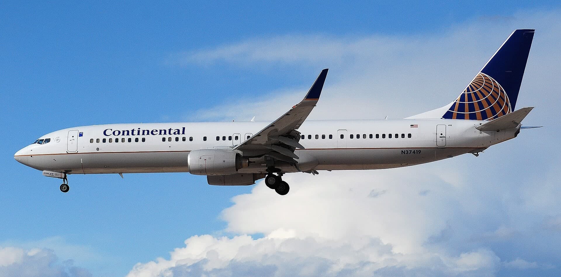 N37419 — Boeing