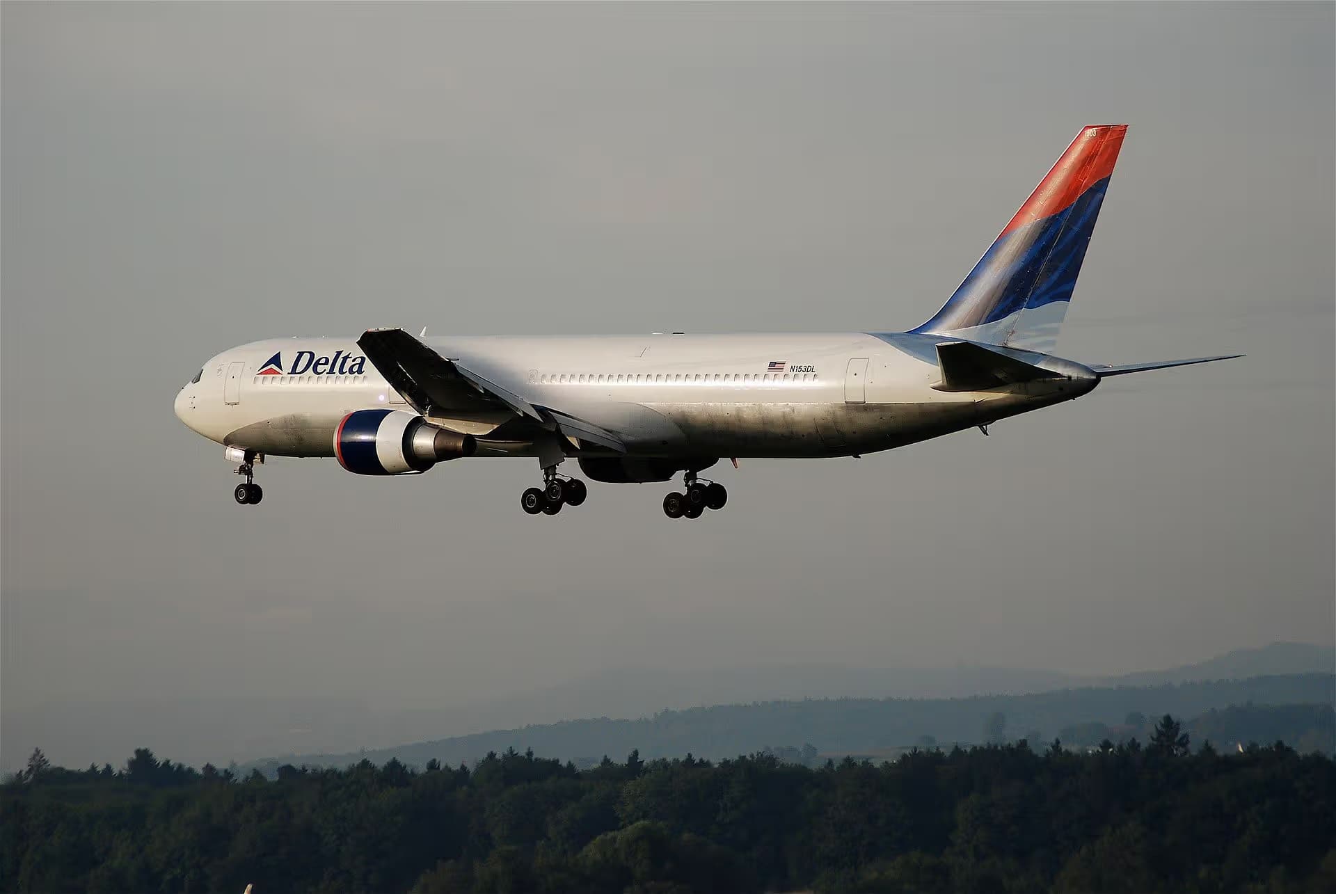 N153DL — Boeing