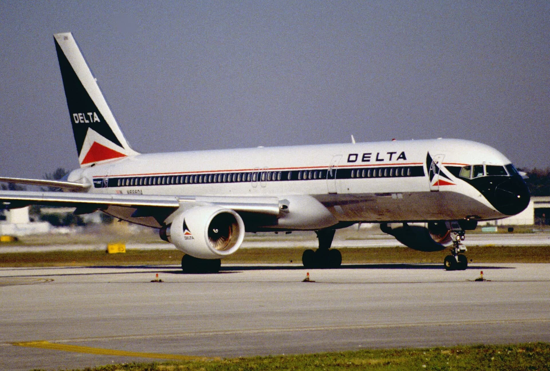N686DA — Boeing
