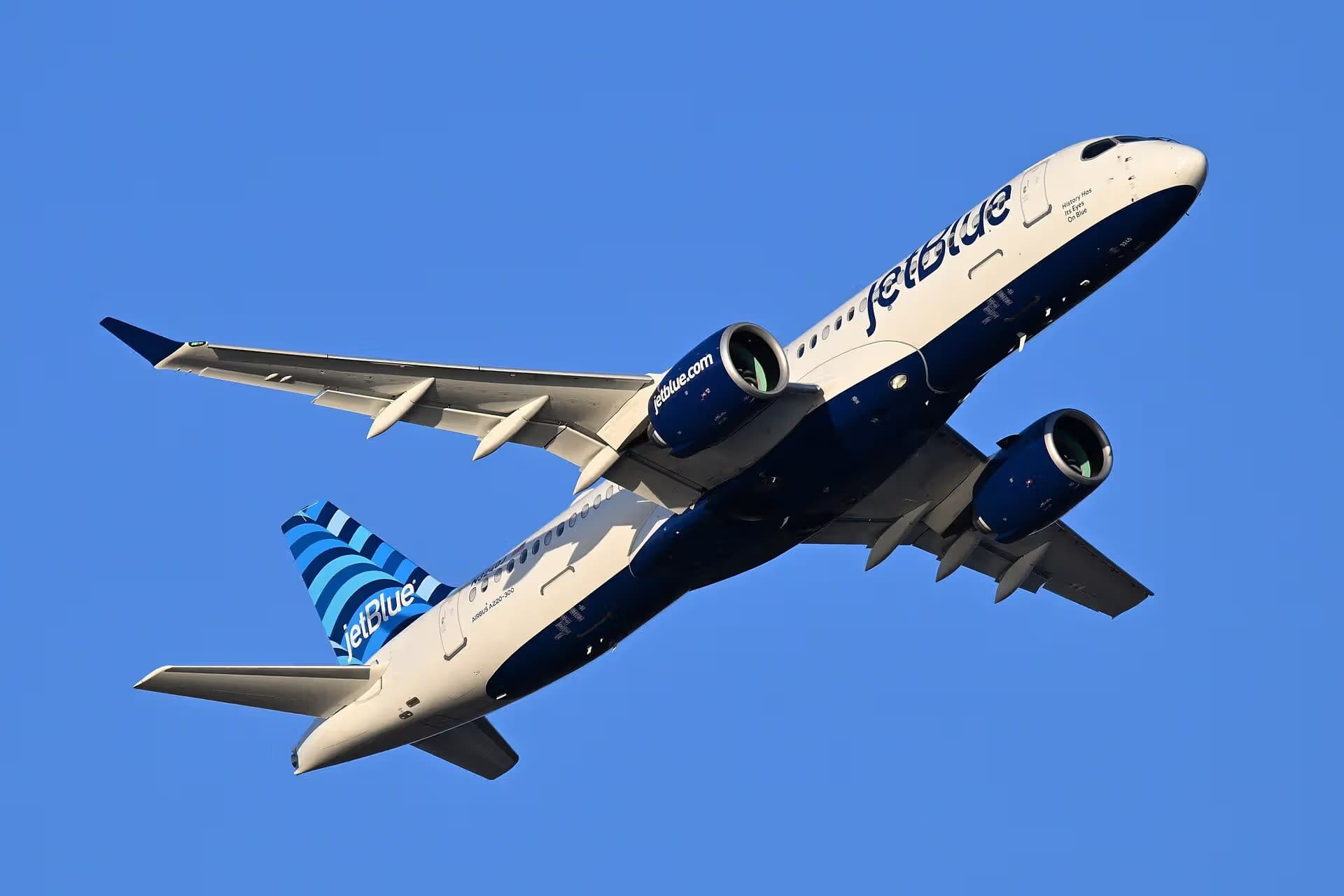 N3240J — Airbus