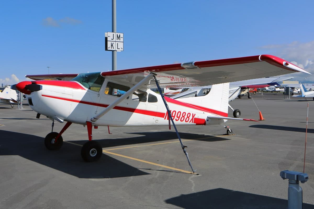 N9988X — Cessna