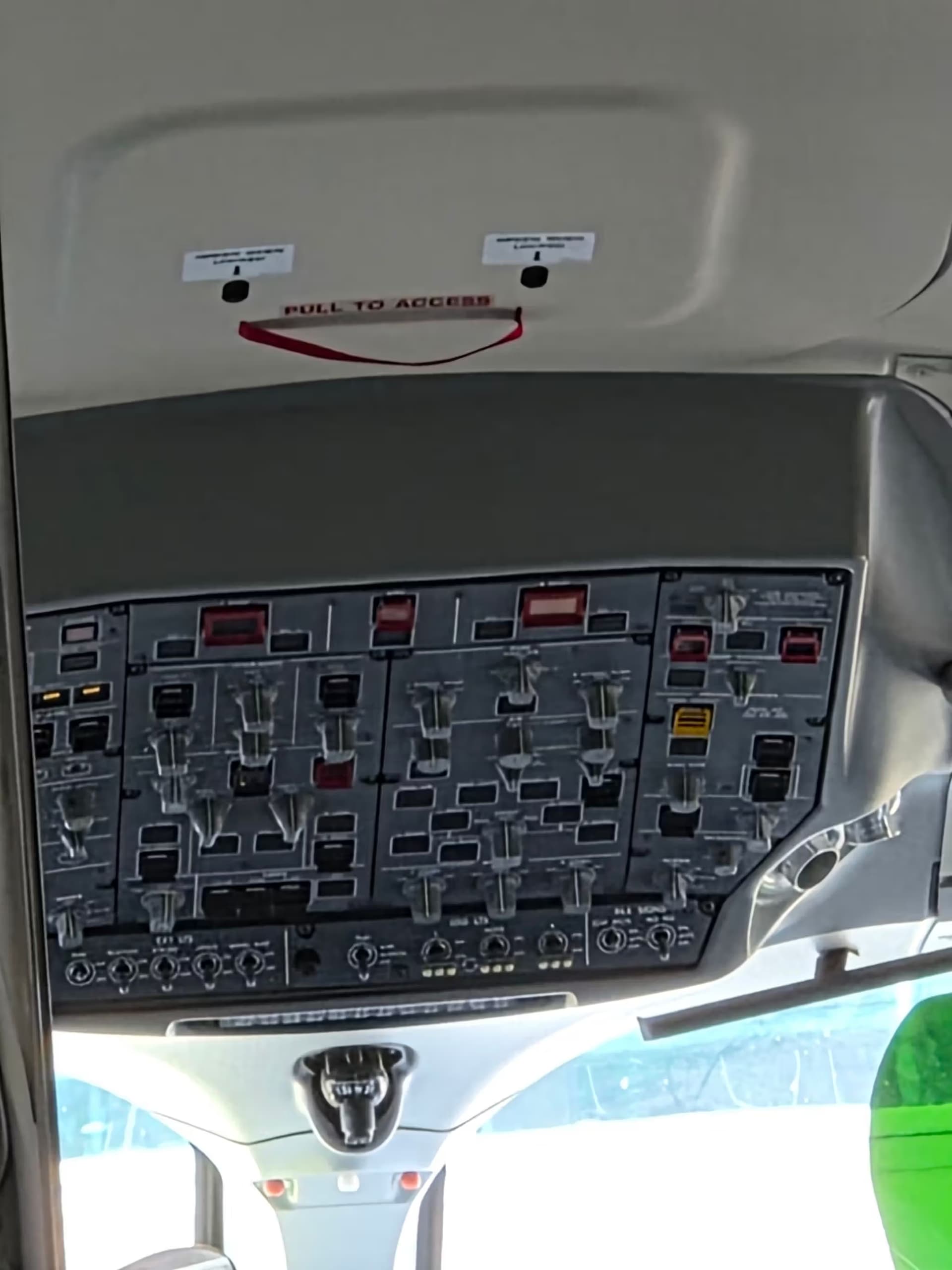 N3261J — Airbus A220-100 at JFK