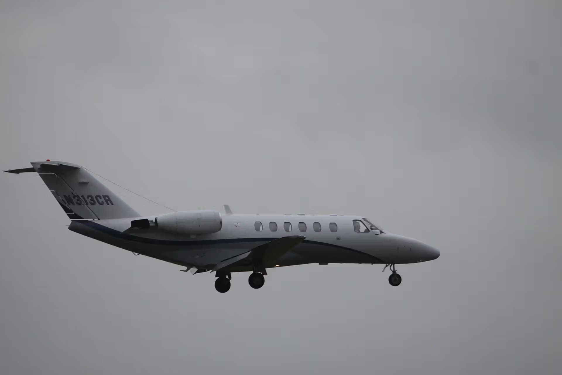 N313CR — Business jet