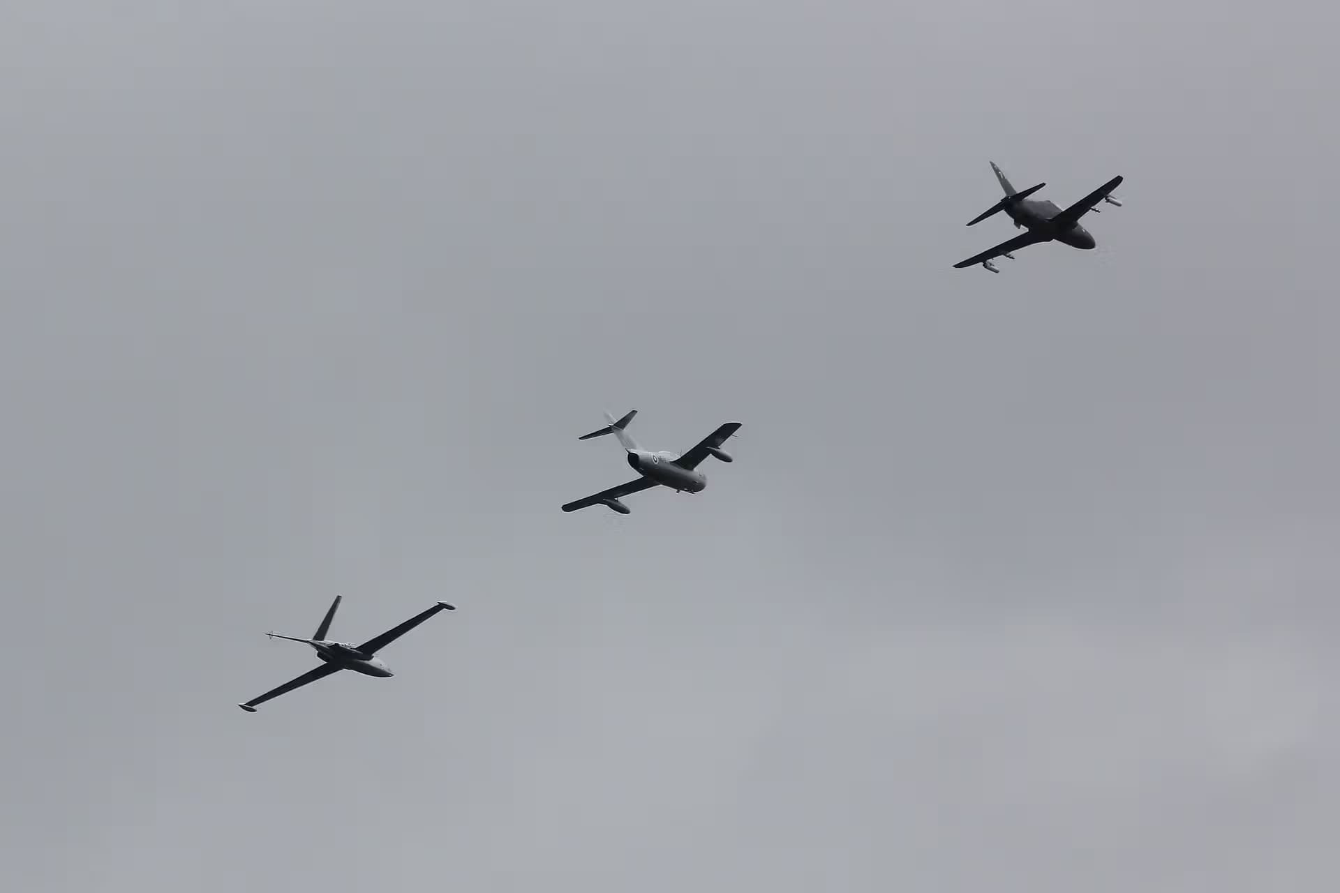 N104CJ — Glider
