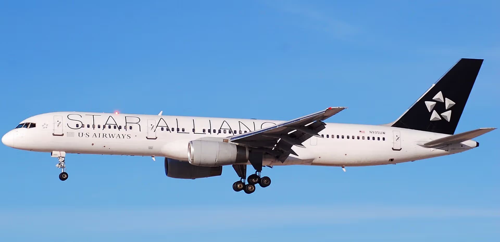 N935UW — Boeing