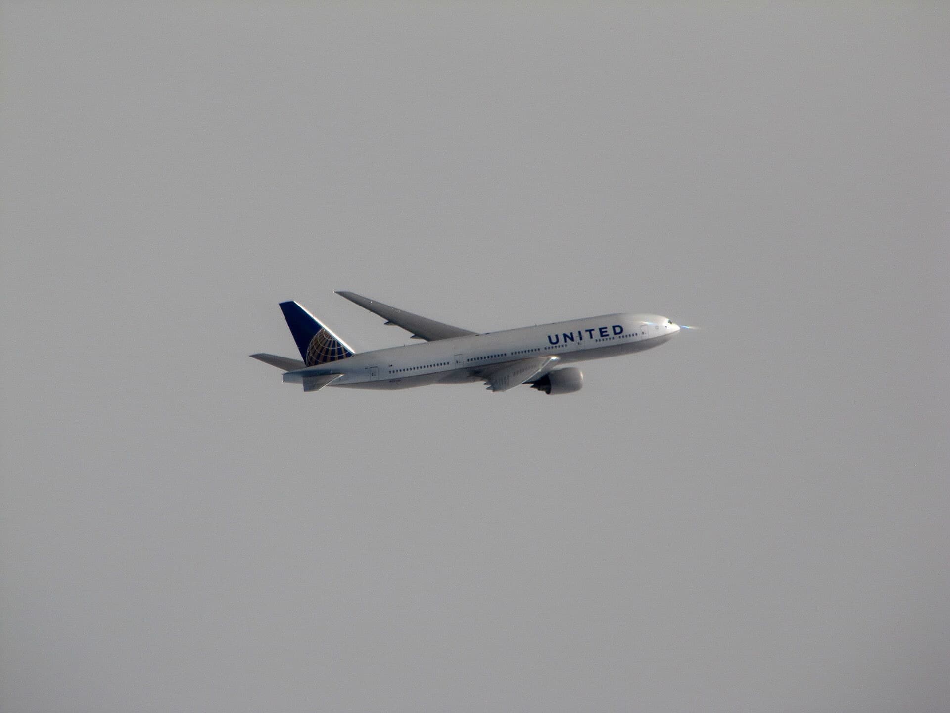 N227UA — Boeing