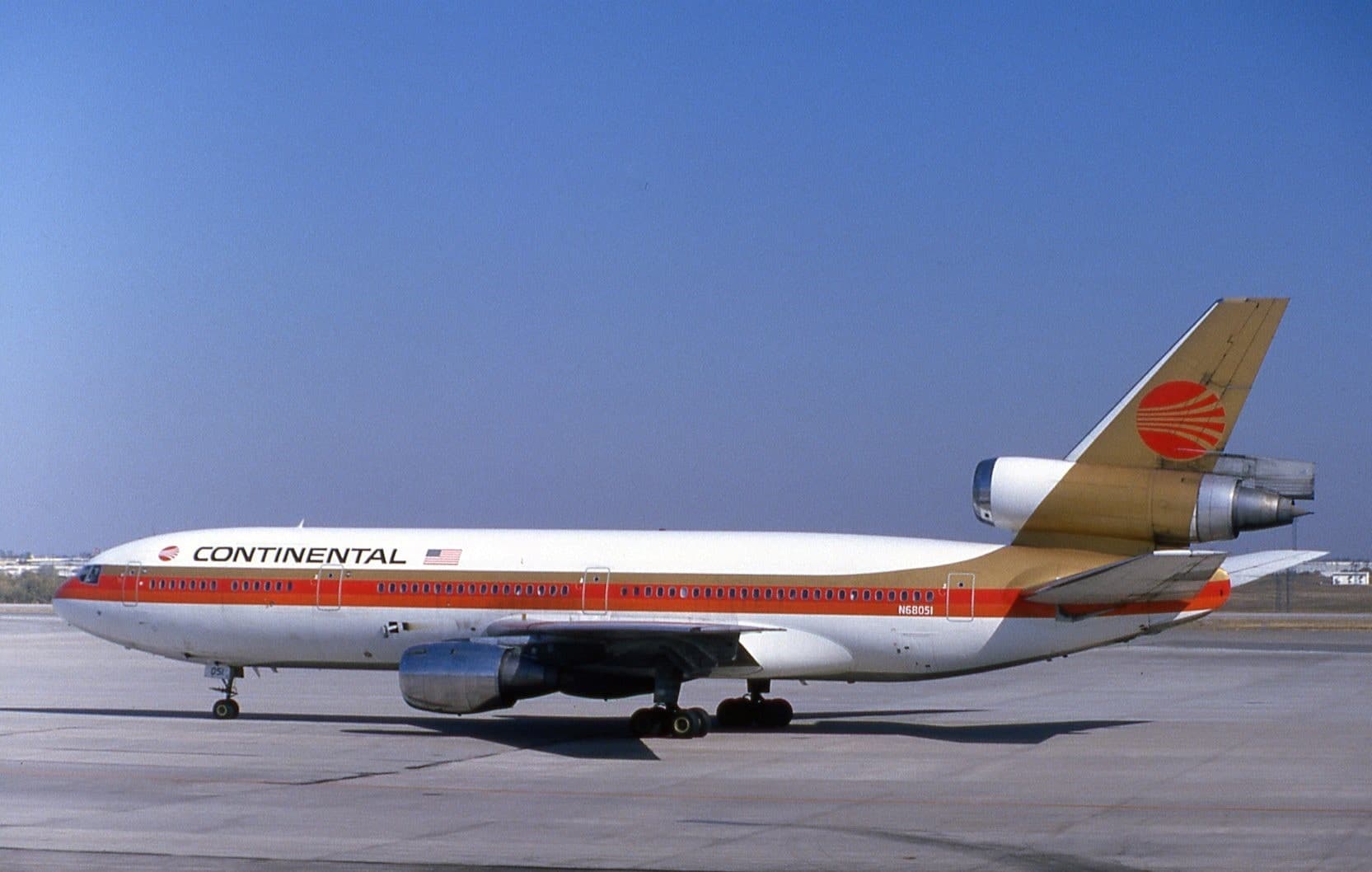 N68051 — Aircraft