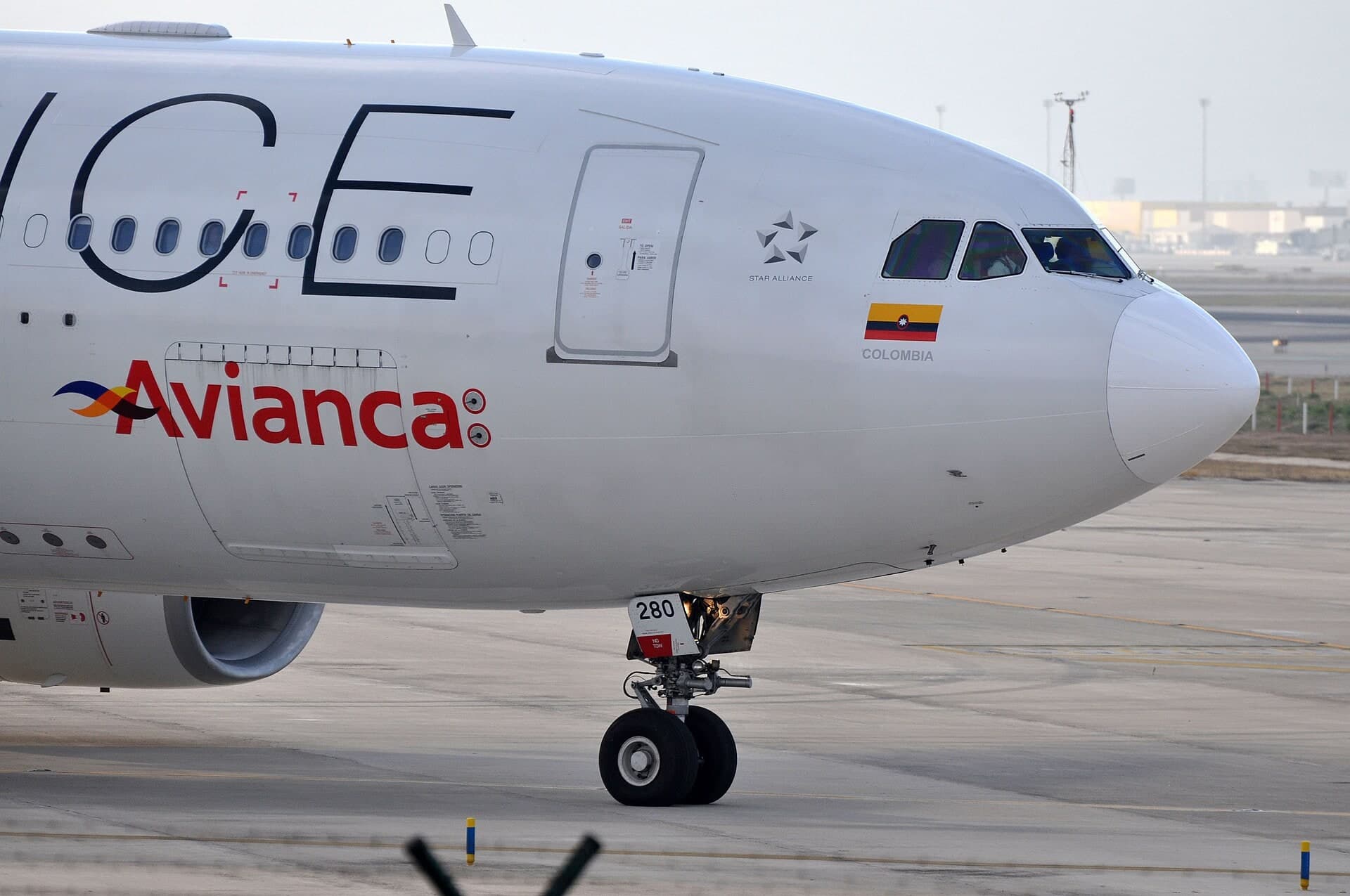 N280AV — Aircraft