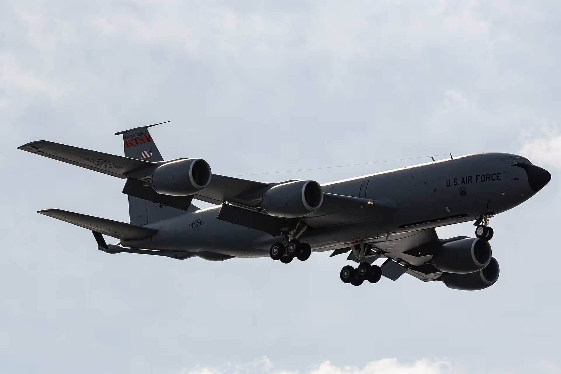 Unidentified — Aircraft