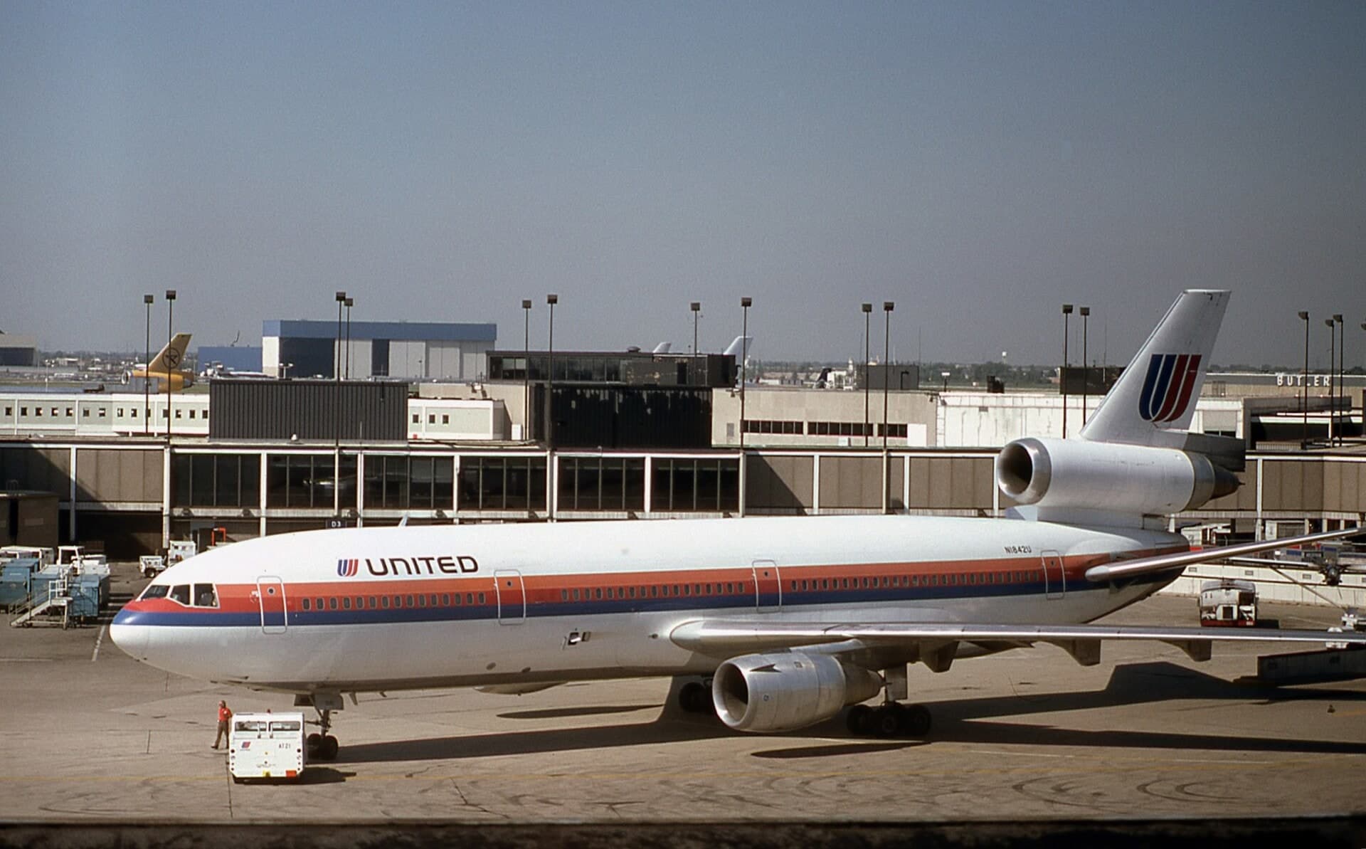 N1842U — Aircraft