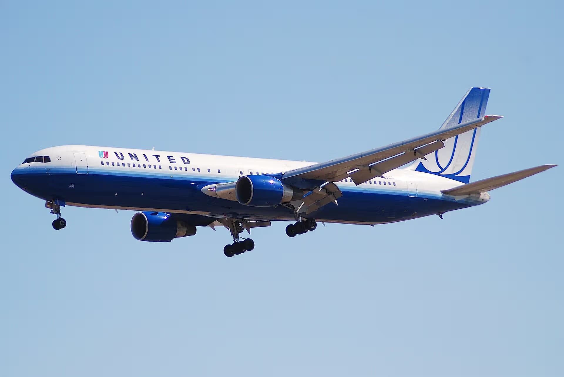 N662UA — Boeing
