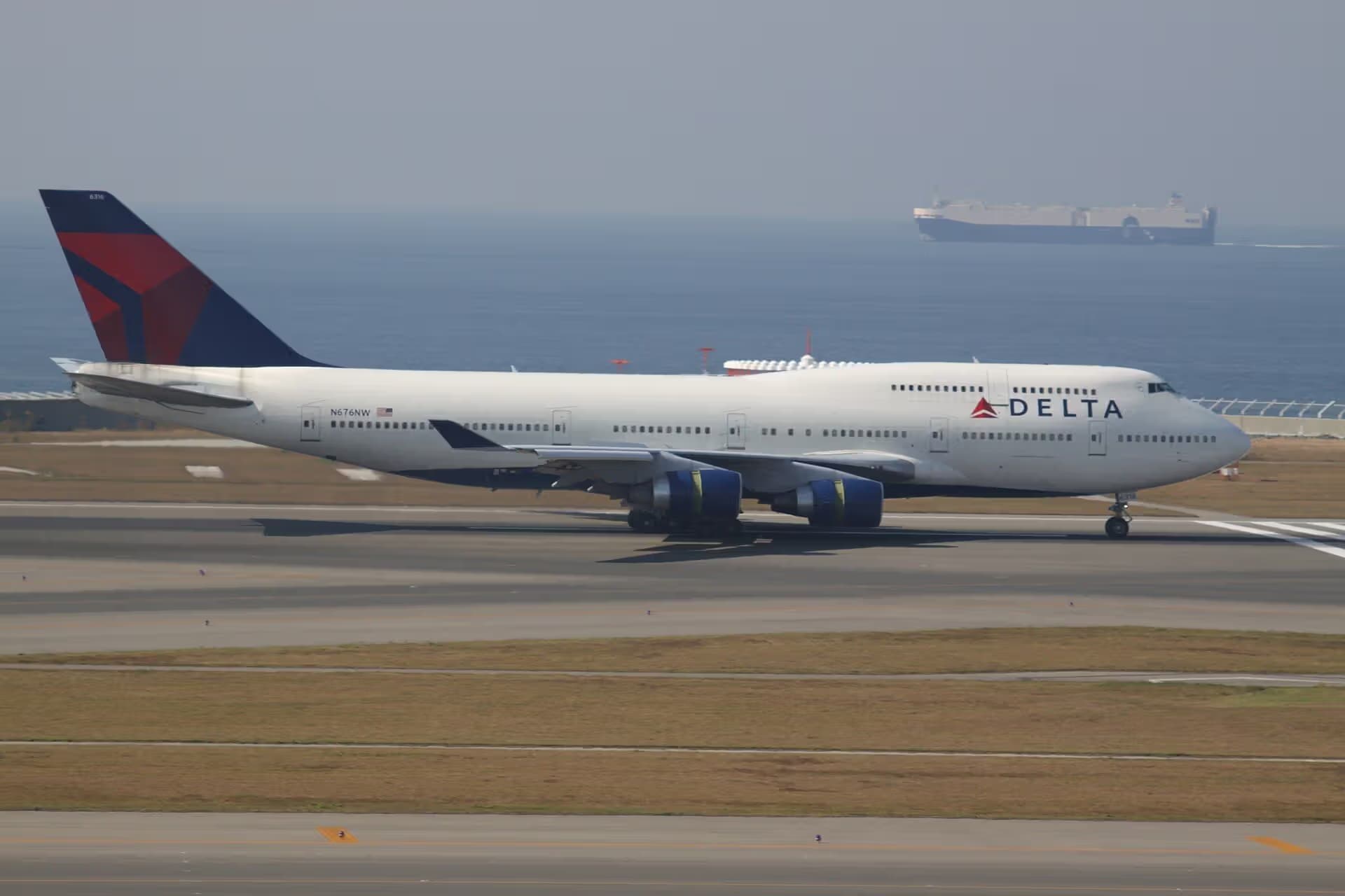 N676NW — Boeing
