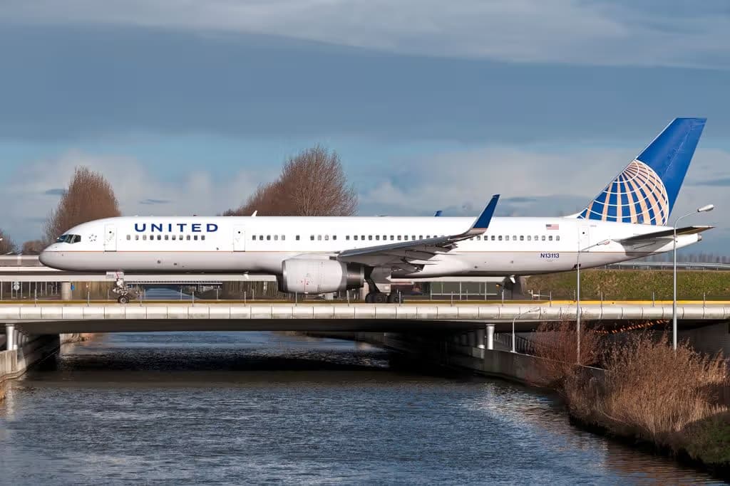 N13113 — Boeing