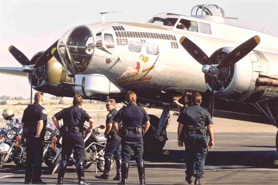 Unidentified — Boeing