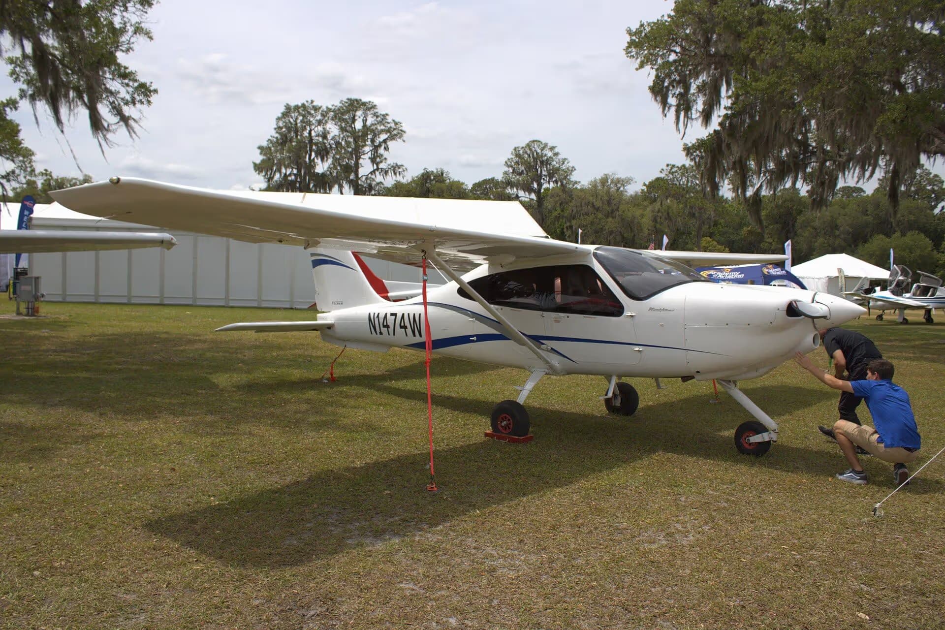 N1474W — Aircraft