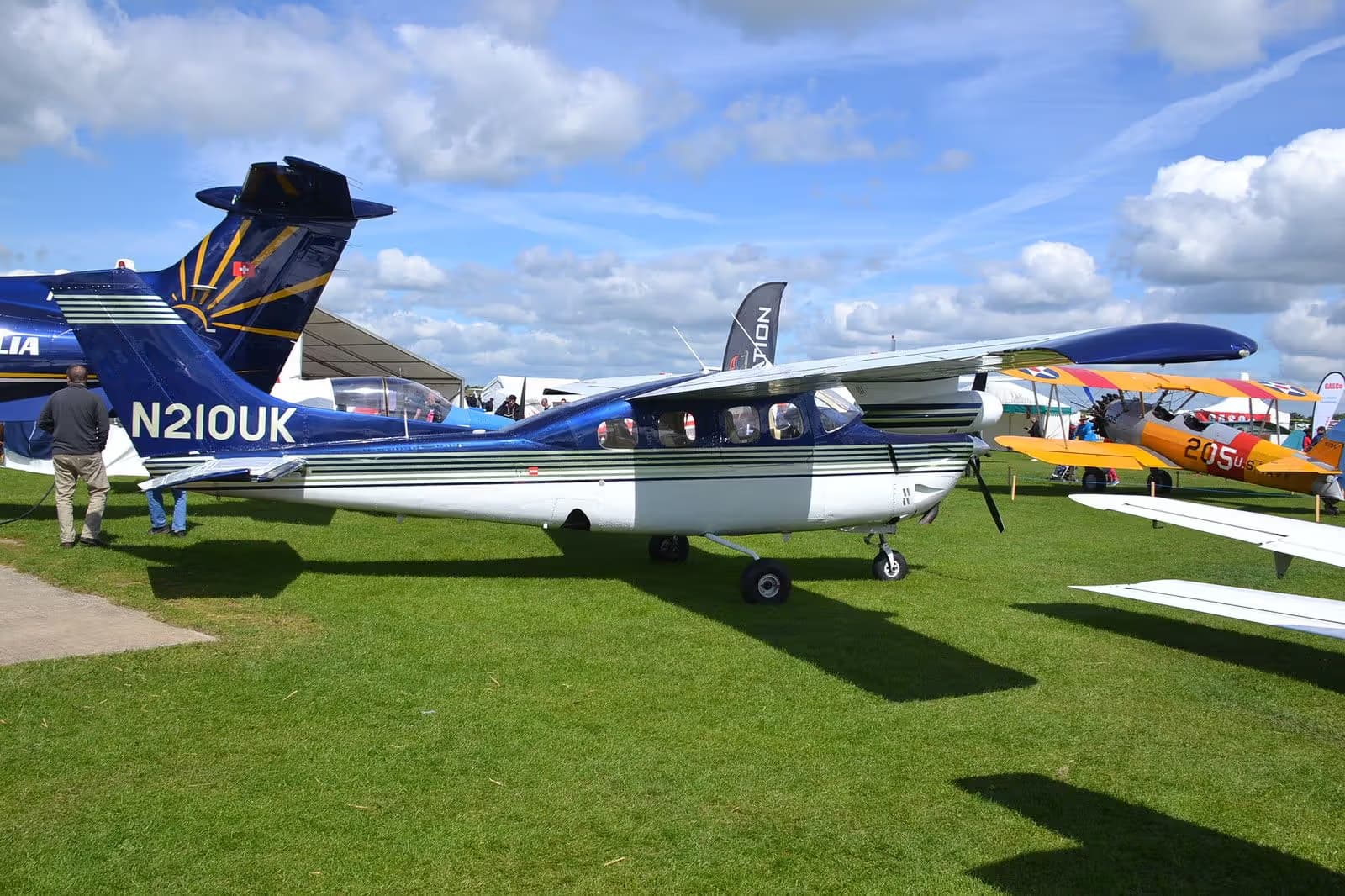 N210UK — Single-engine aircraft