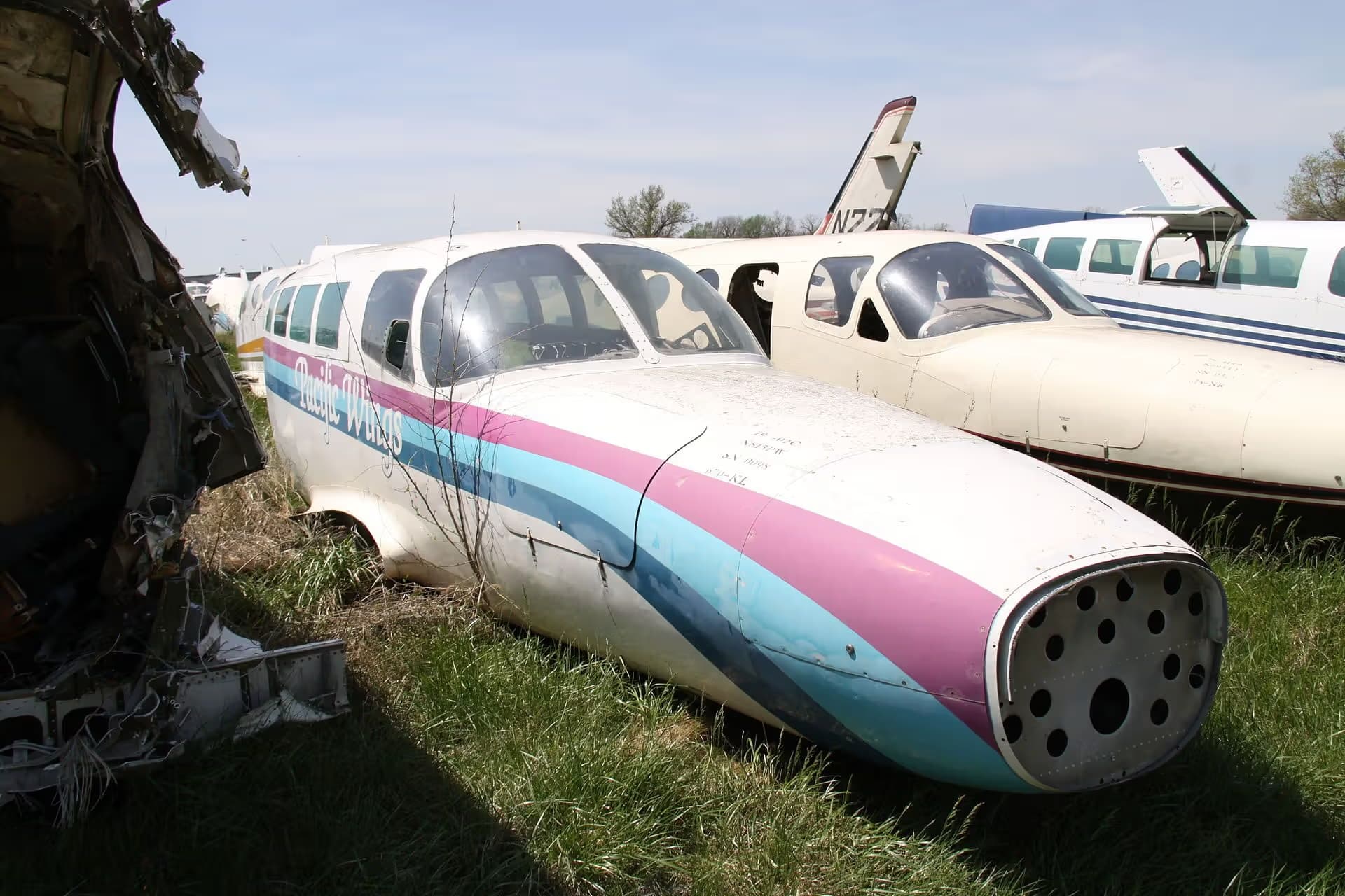 N815PW — Twin-engine aircraft
