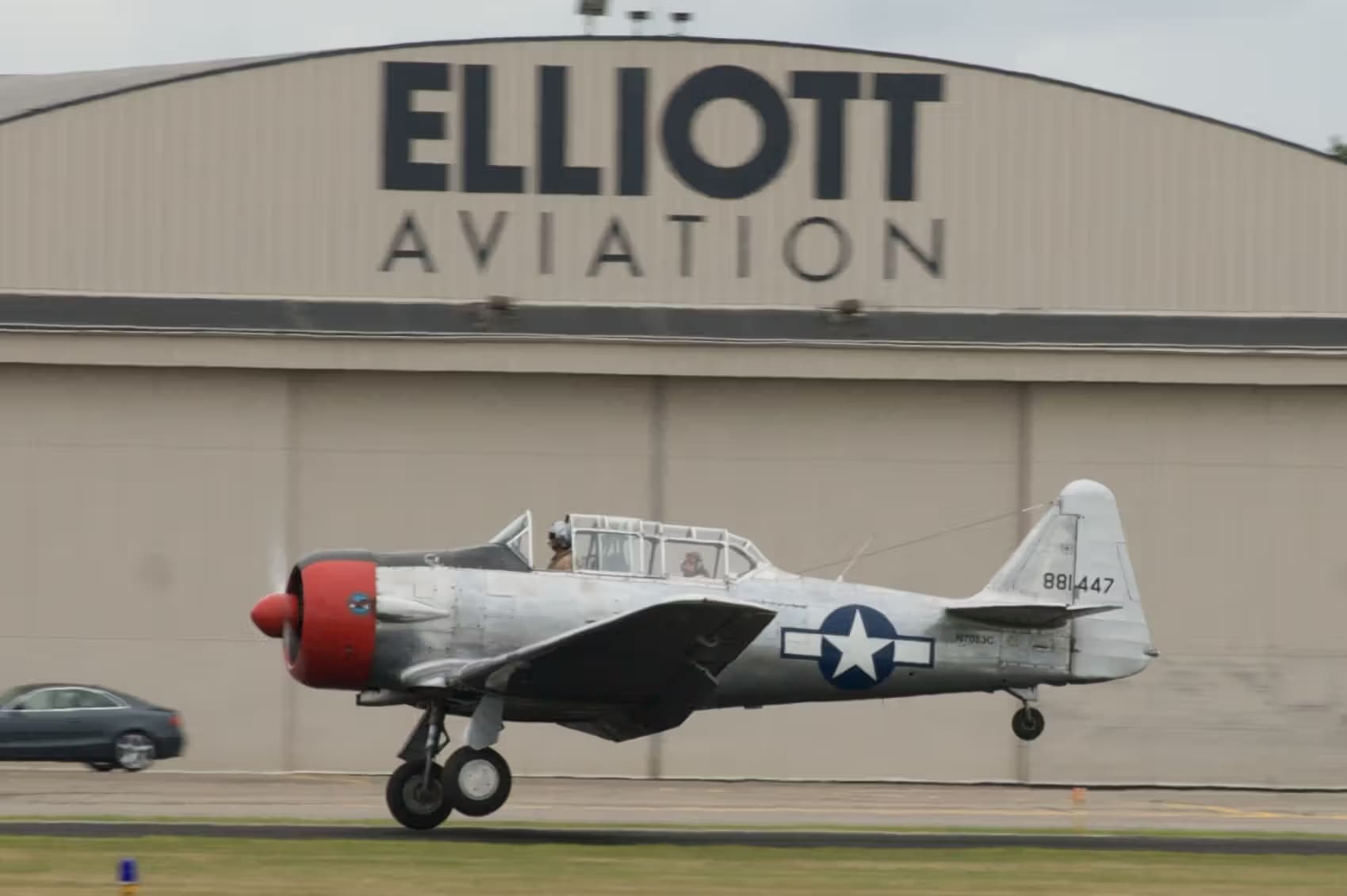 N7083C — Warbird