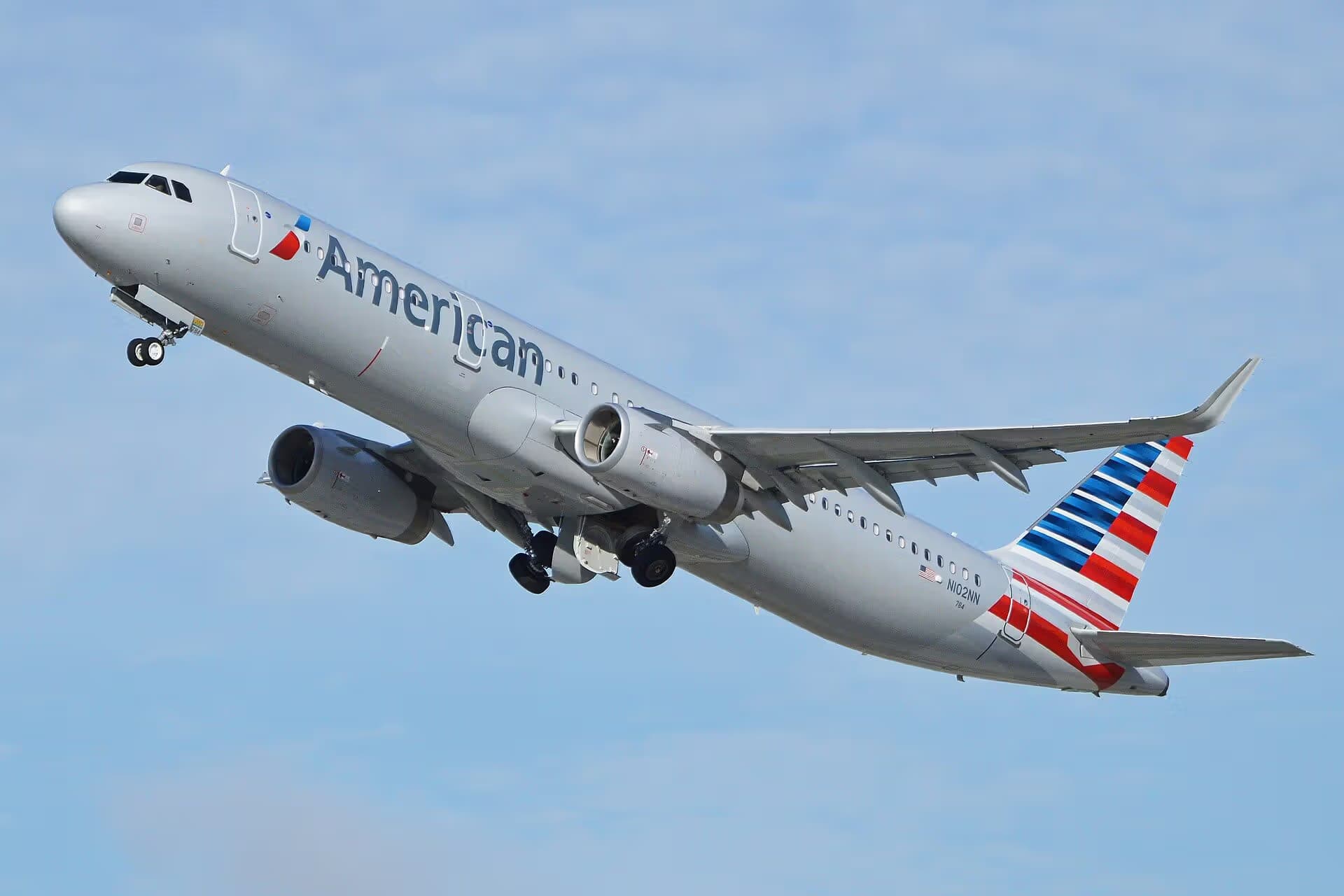 N102NN — Airbus