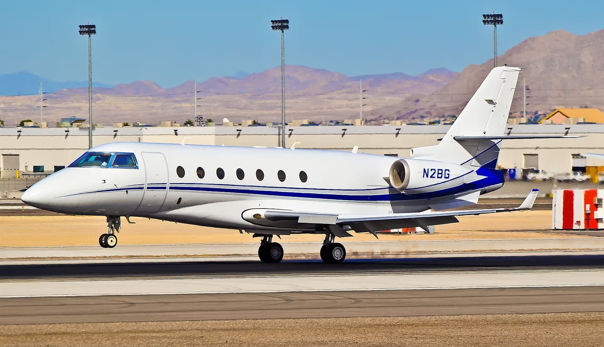 N2BG — Business jet