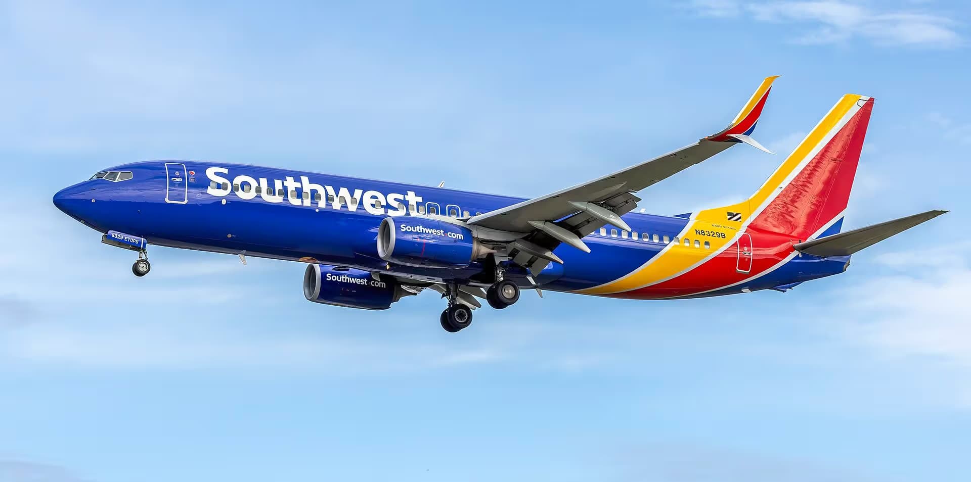 N8329B — Boeing