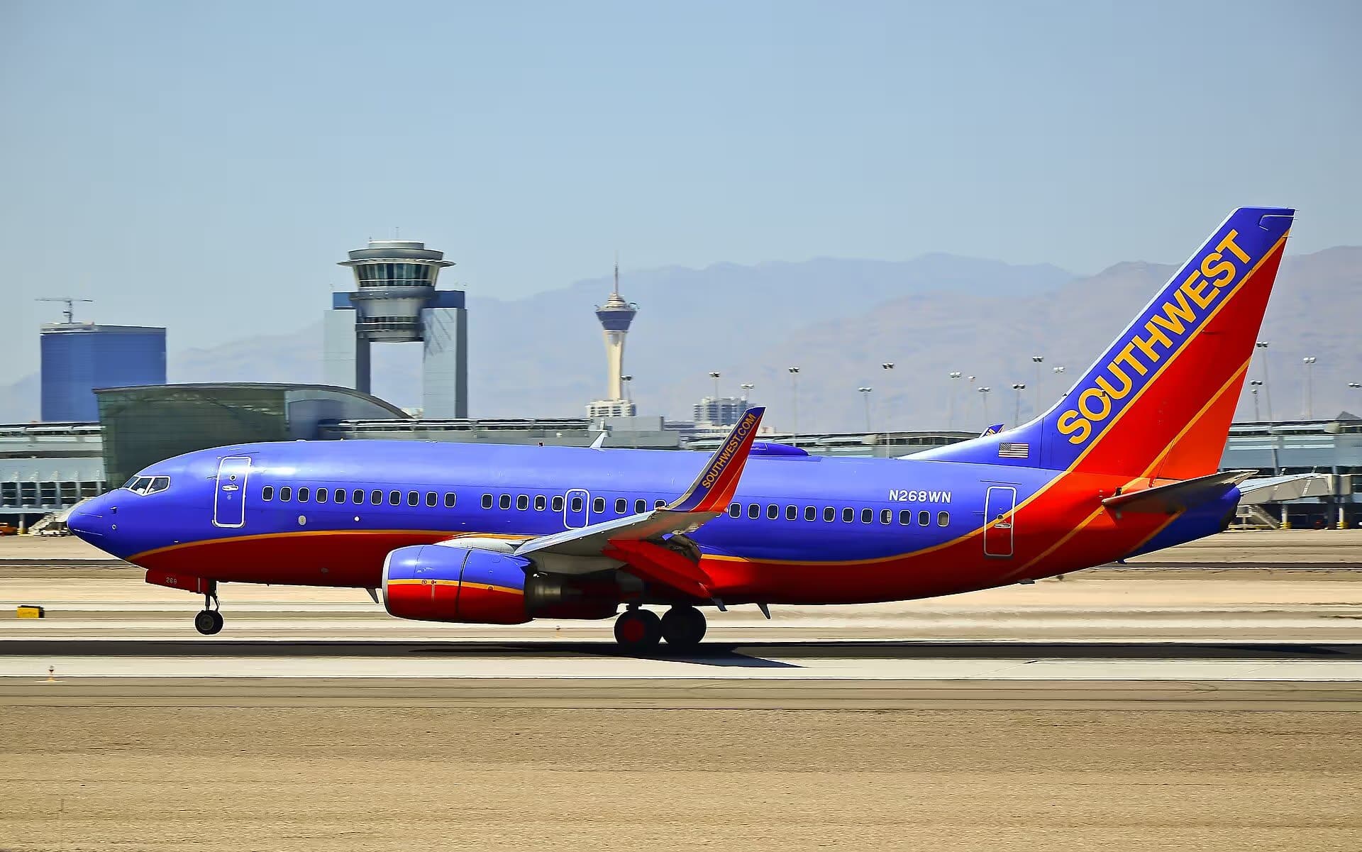 N268WN — Boeing