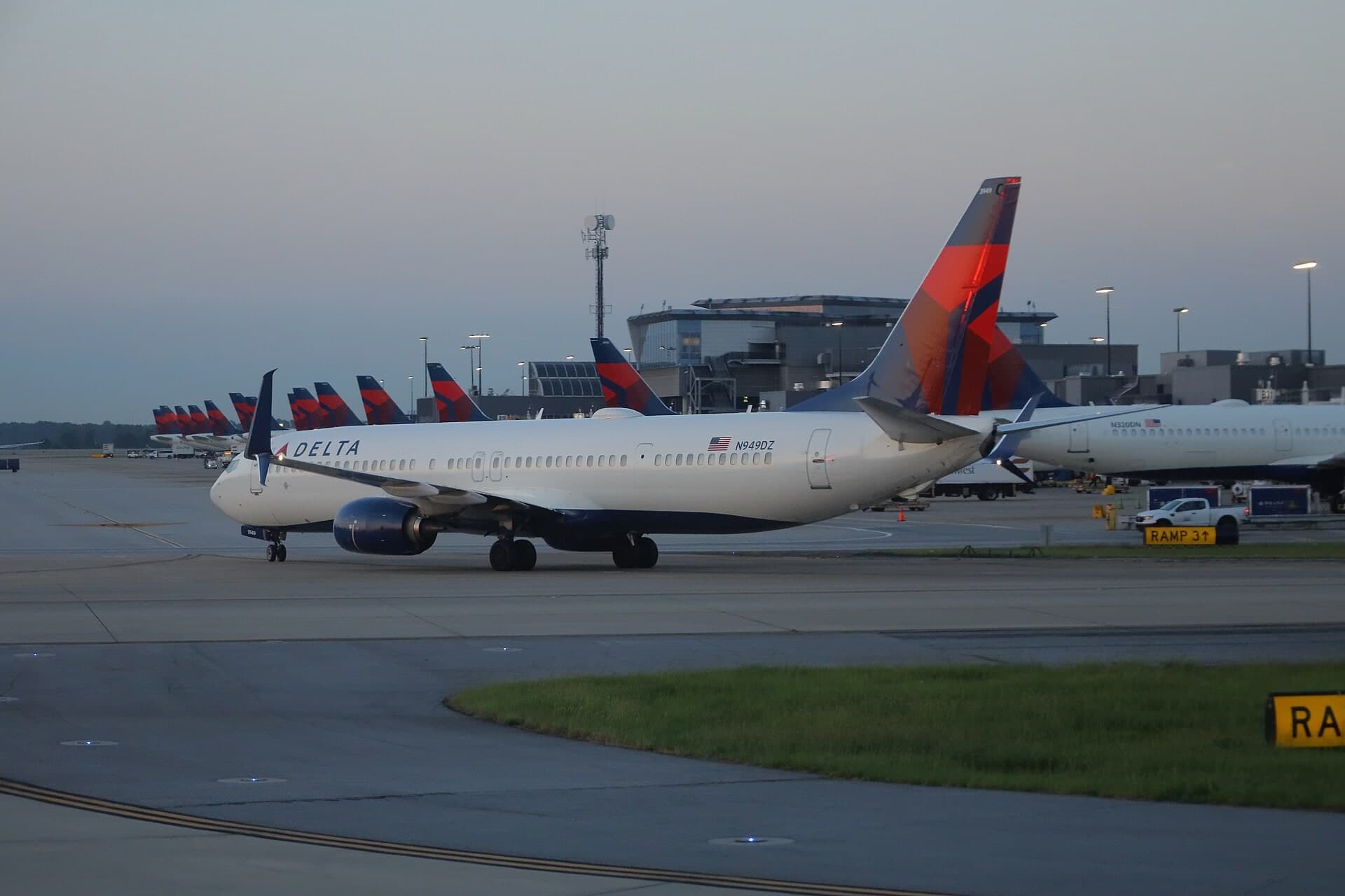 N949DZ — Boeing