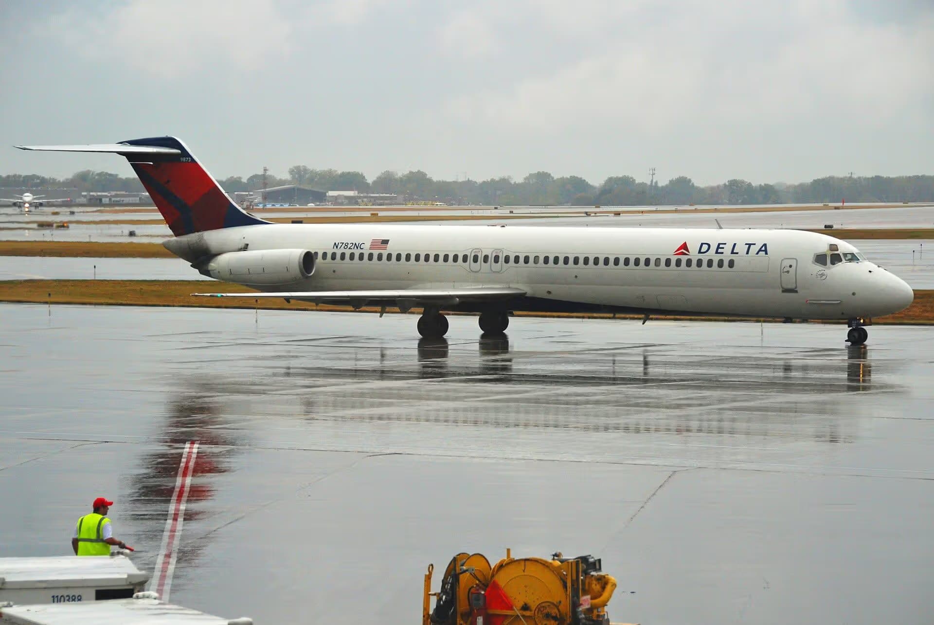 N782NC — Douglas