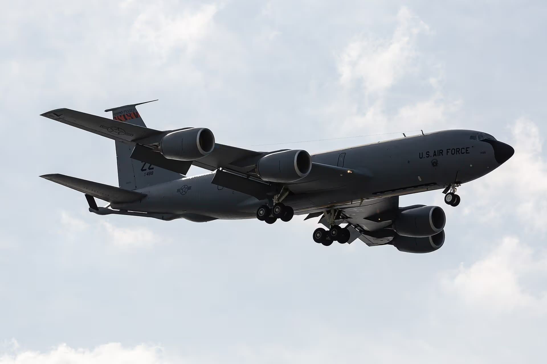 Unidentified — Aircraft