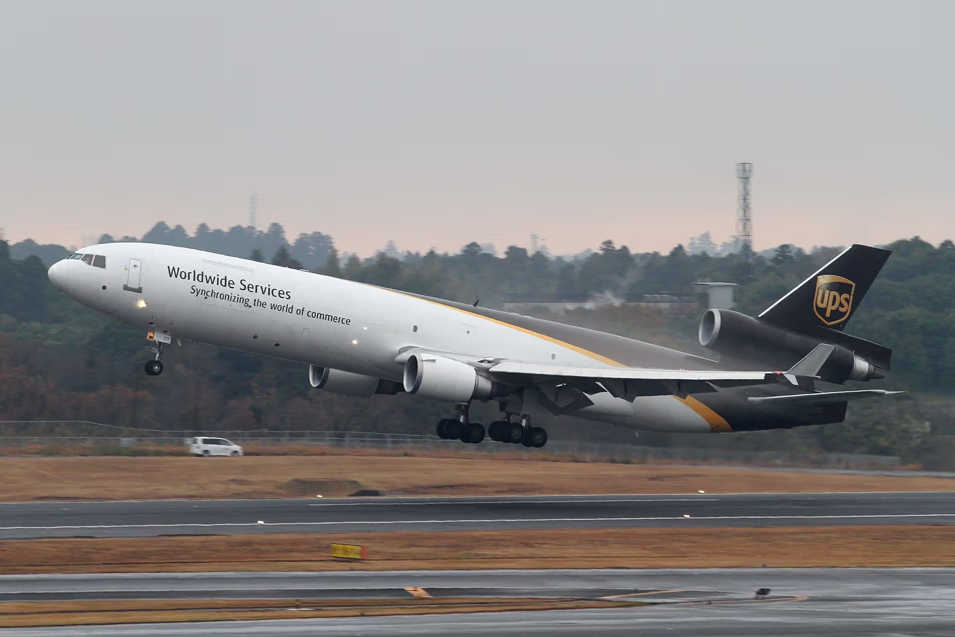 N257UP — Douglas