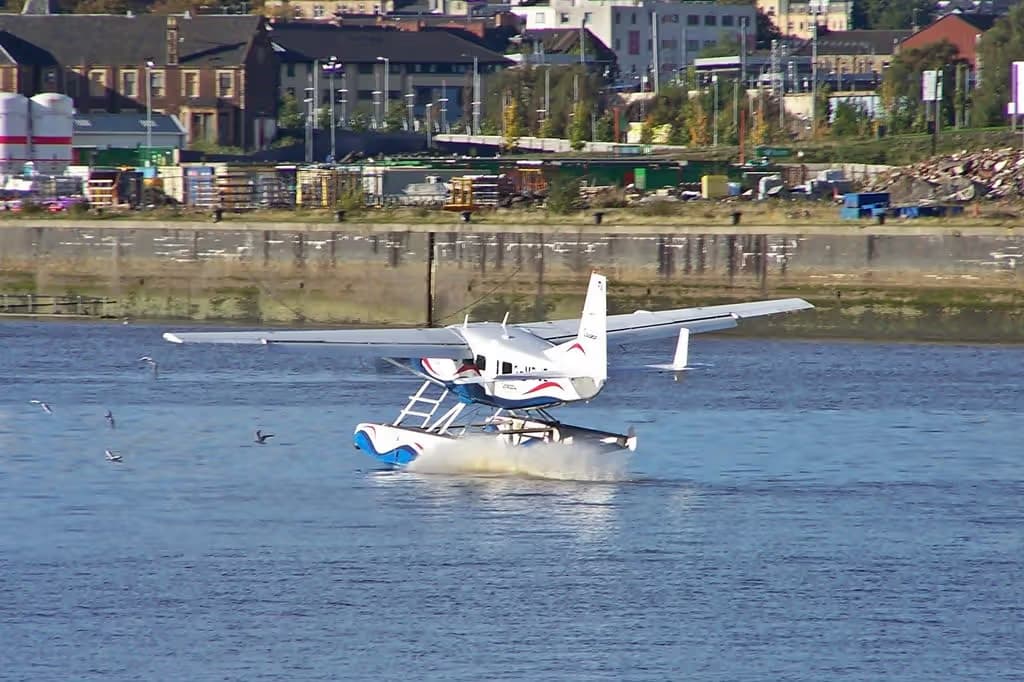 G-MDJE — Floatplane