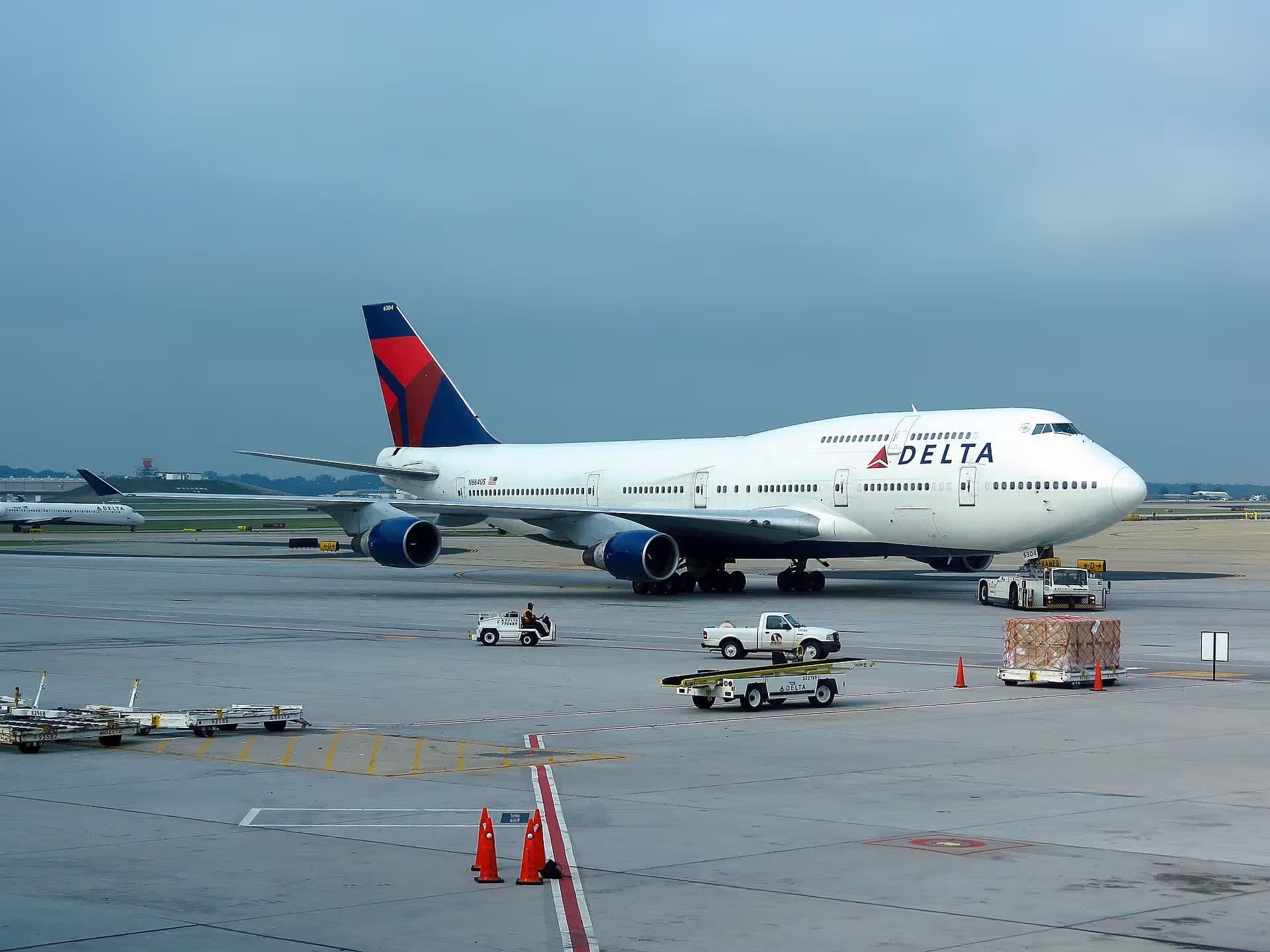 N664US — Boeing