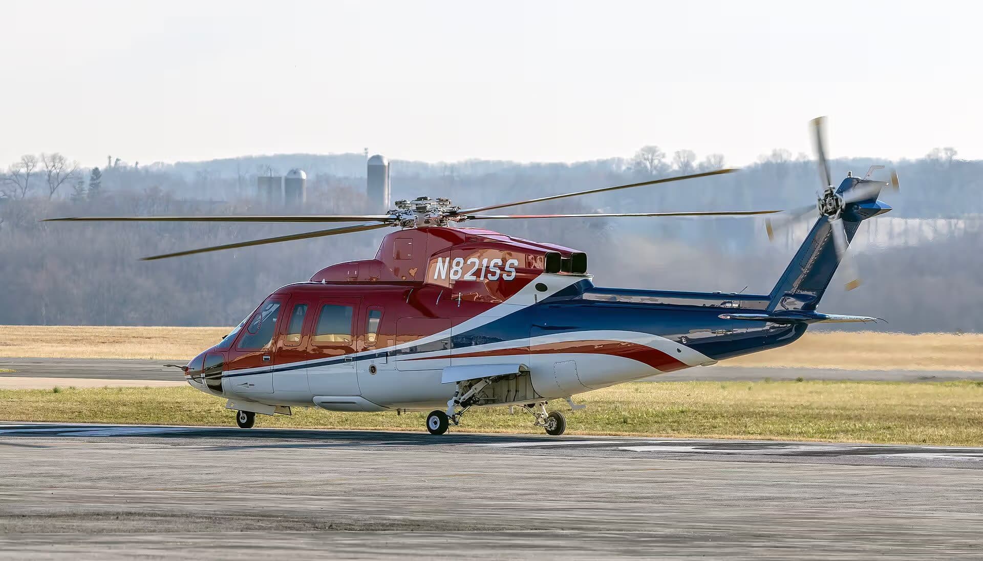 N821SS — Helicopter