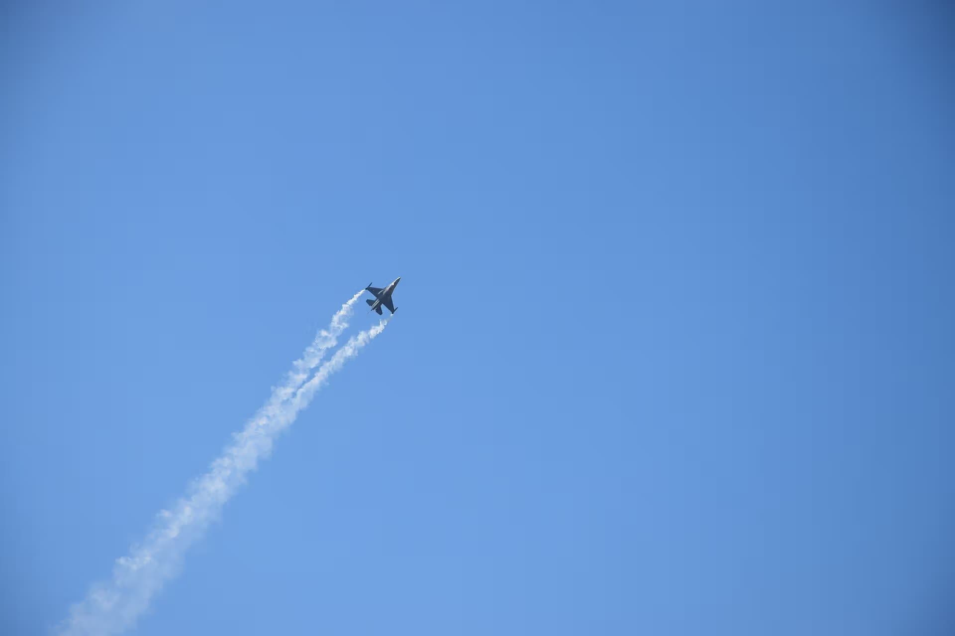 Unidentified — Aircraft