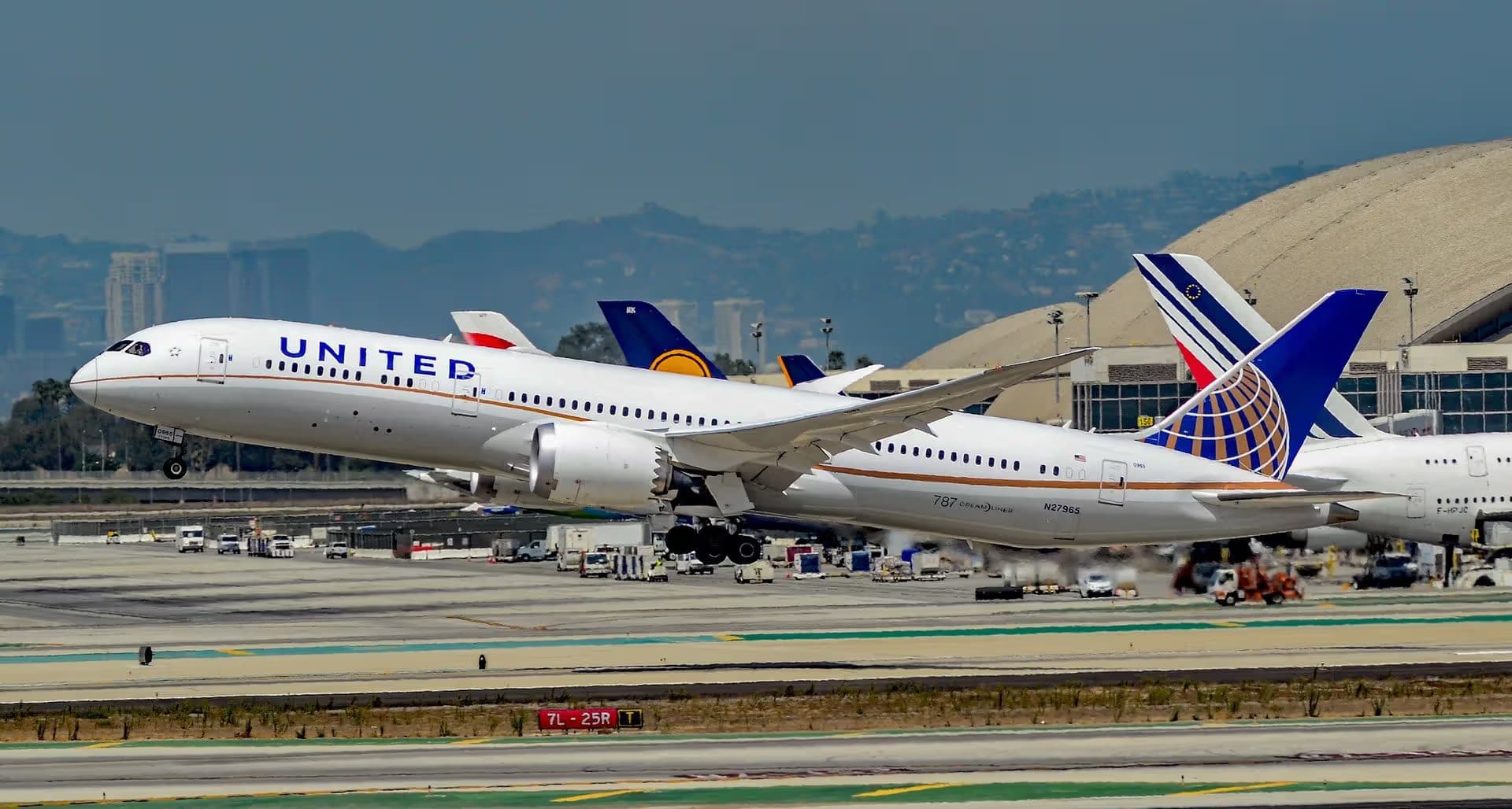 N27965 — Boeing