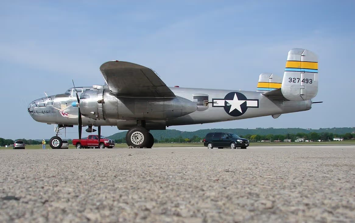 Unidentified — Warbird