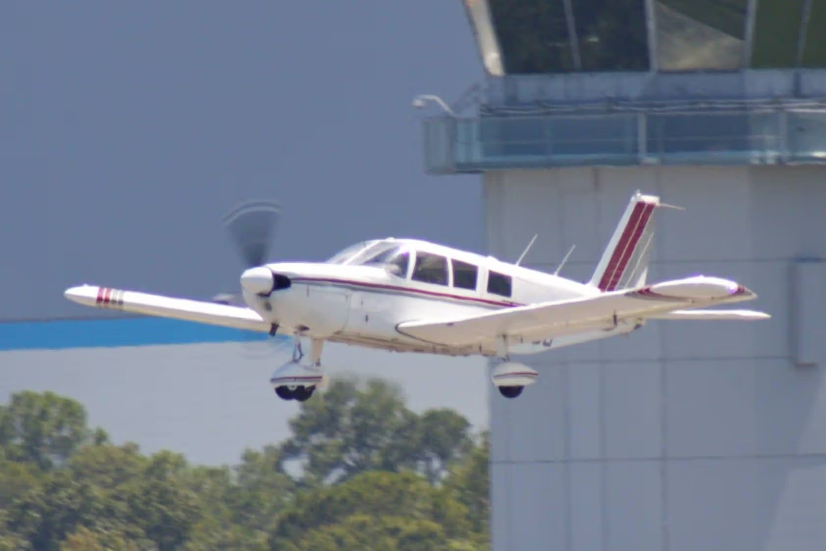 N215C — Piper