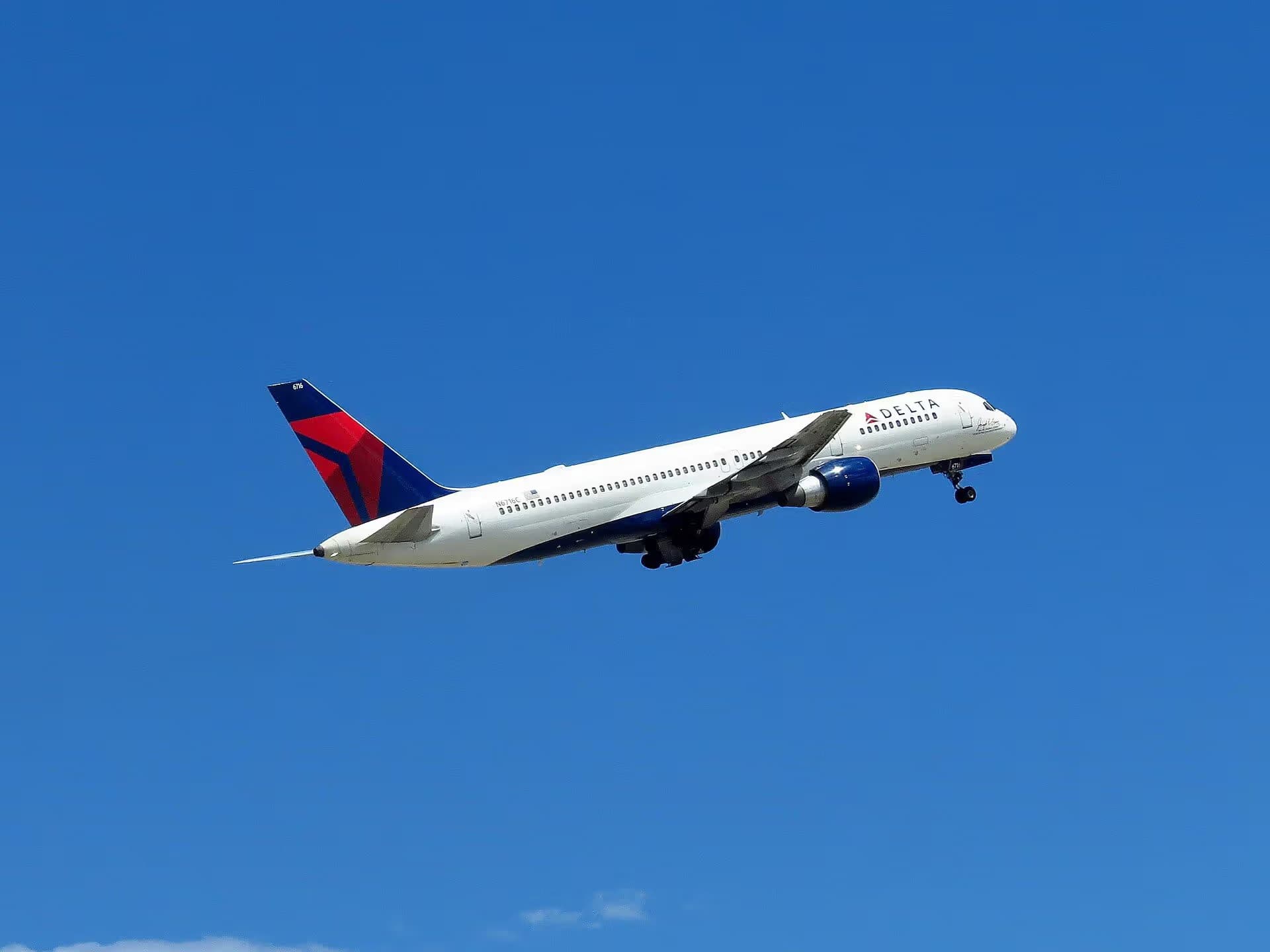 N6716C — Boeing