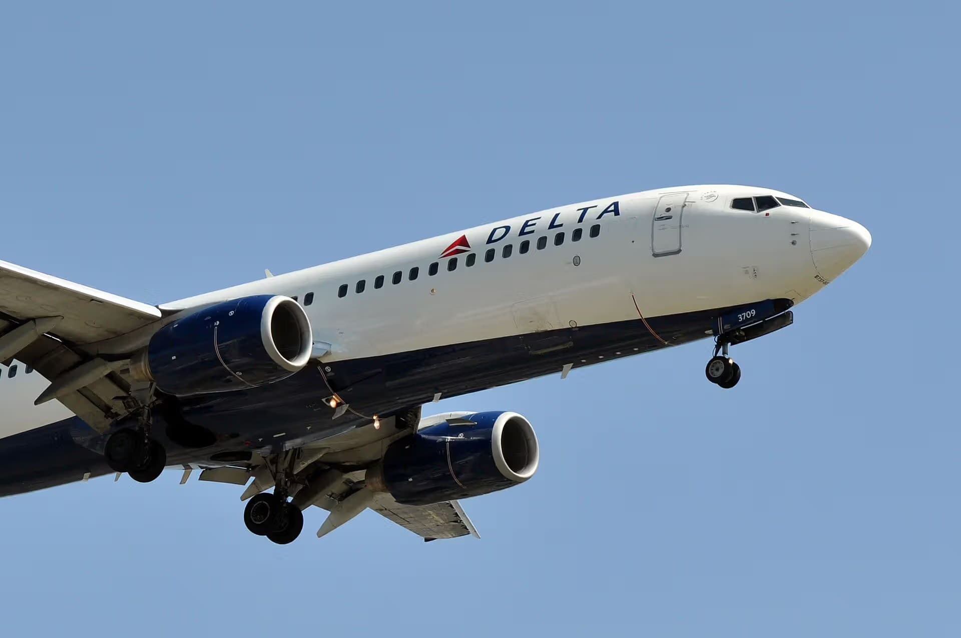N379DA — Boeing