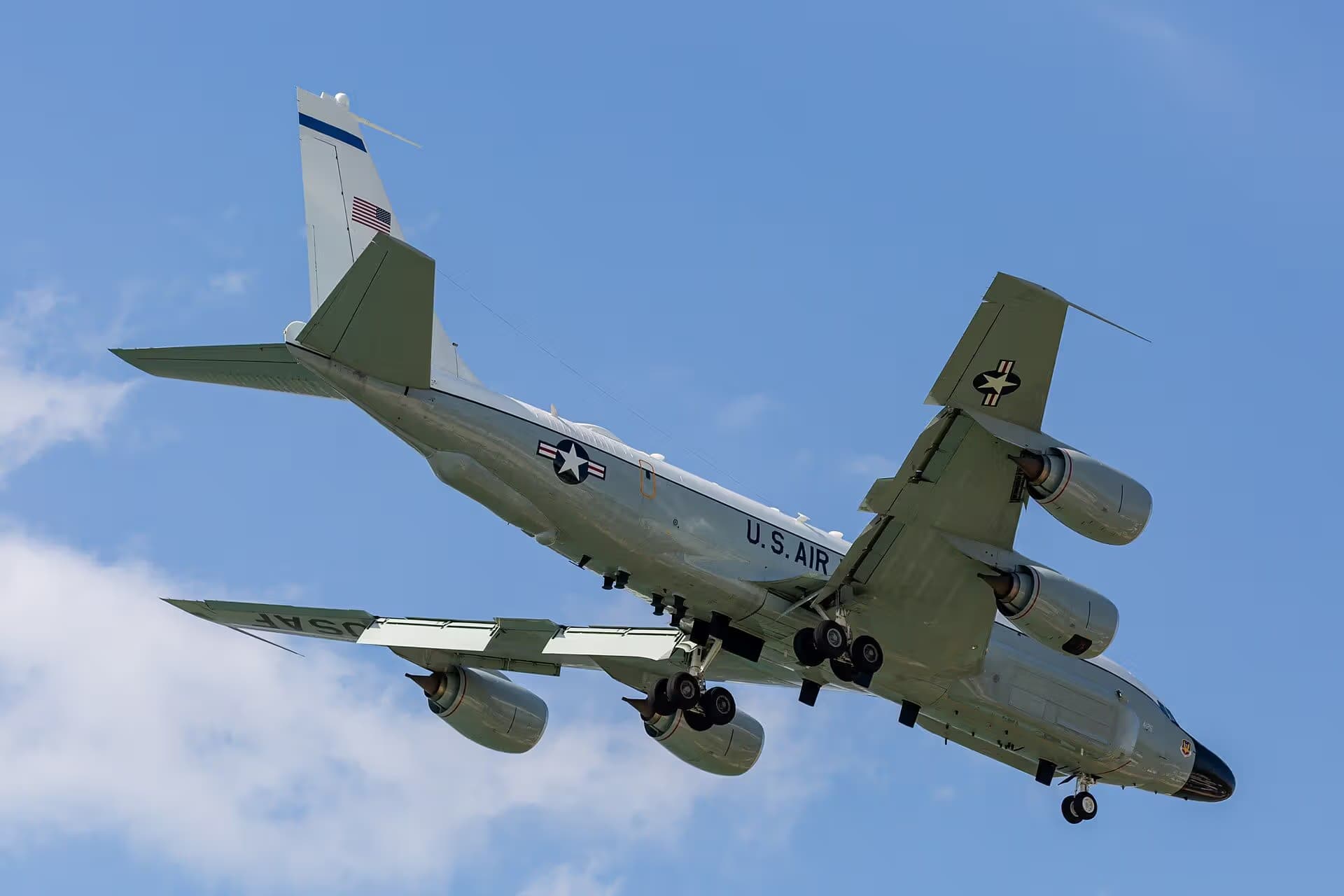 Unidentified — Aircraft