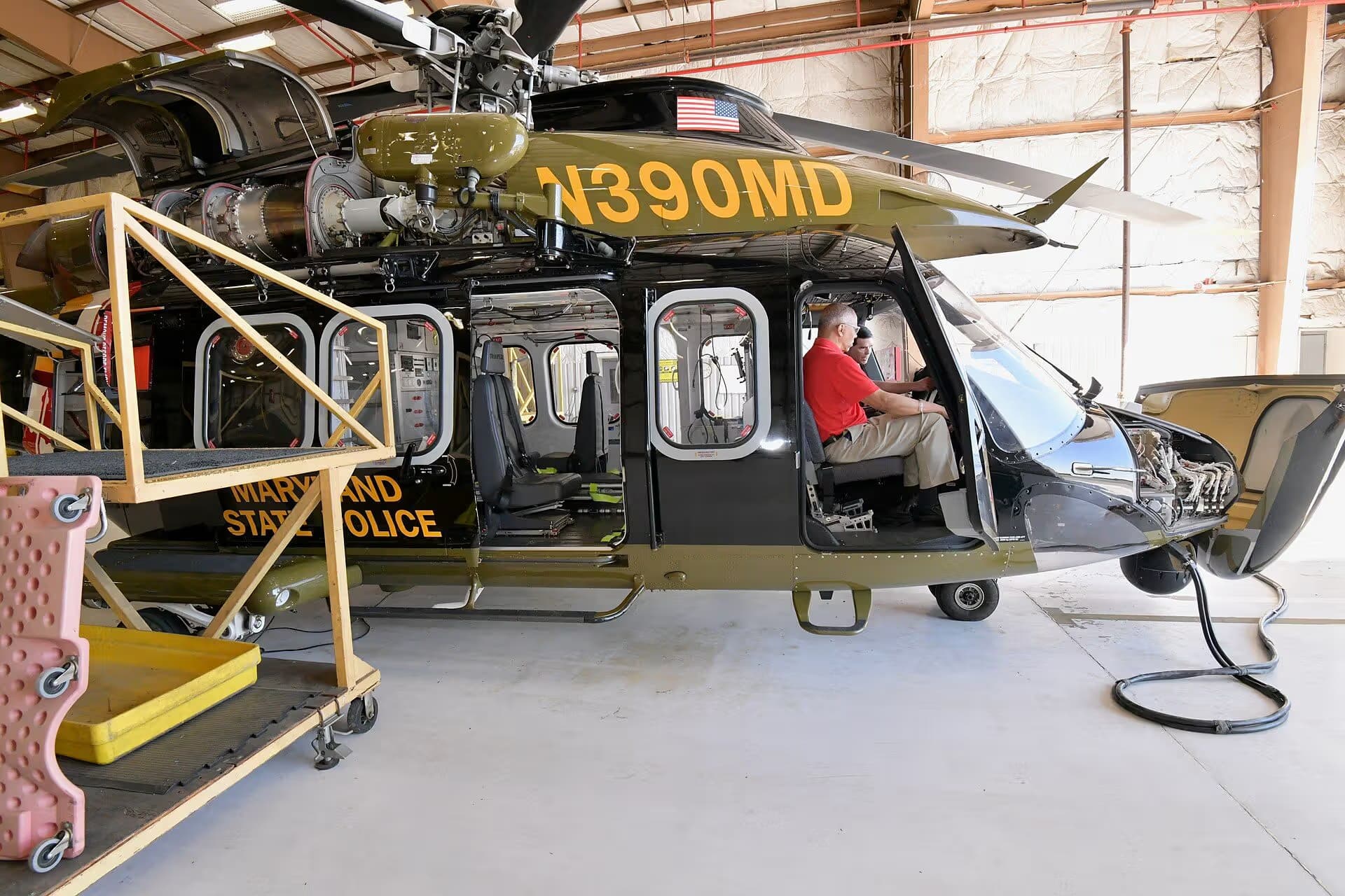 N390MD — Helicopter