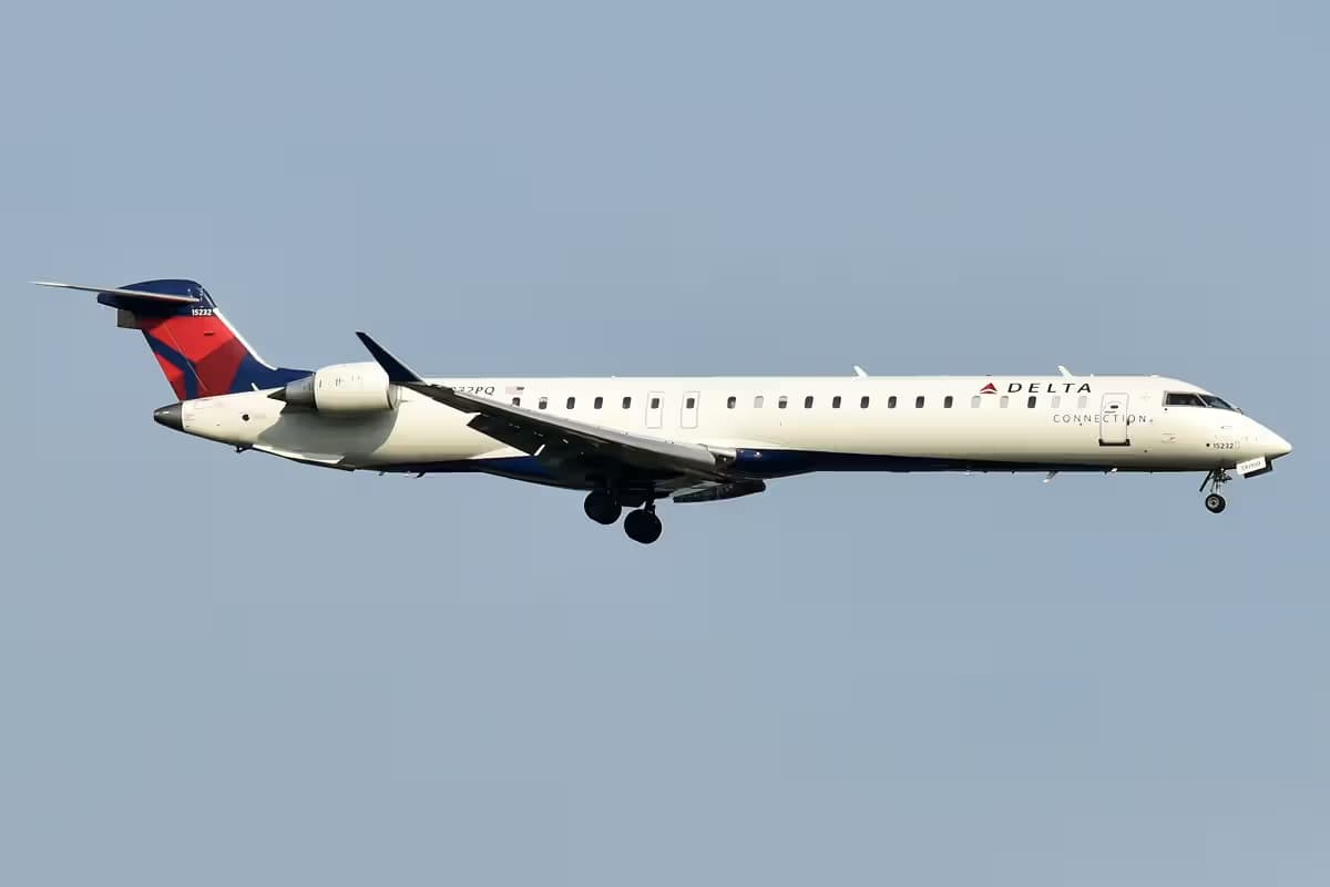 N232PQ — Bombardier