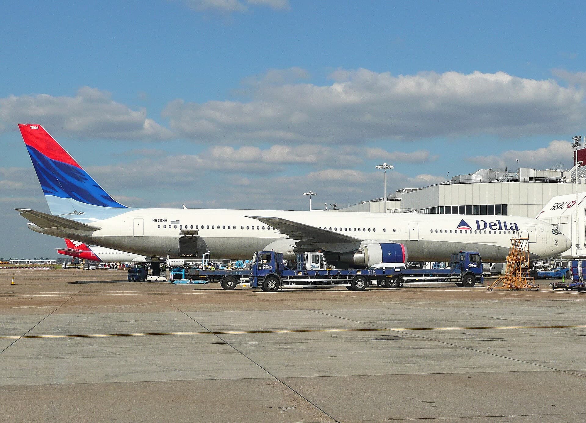 N830MH — Boeing