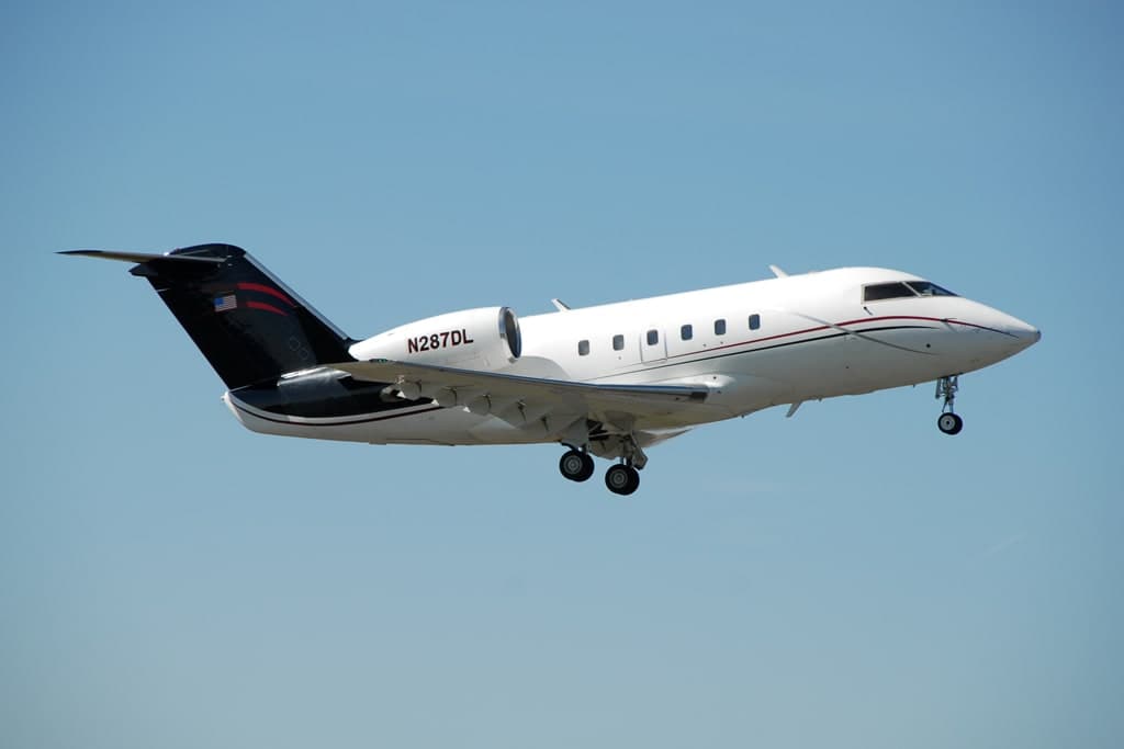 N287DL — Business jet