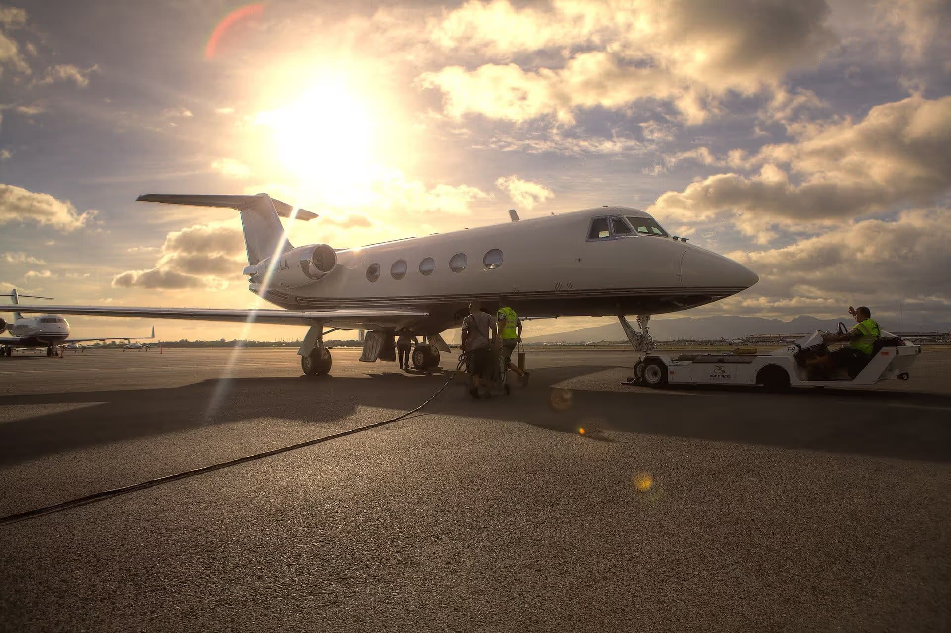 N227LA — Business jet