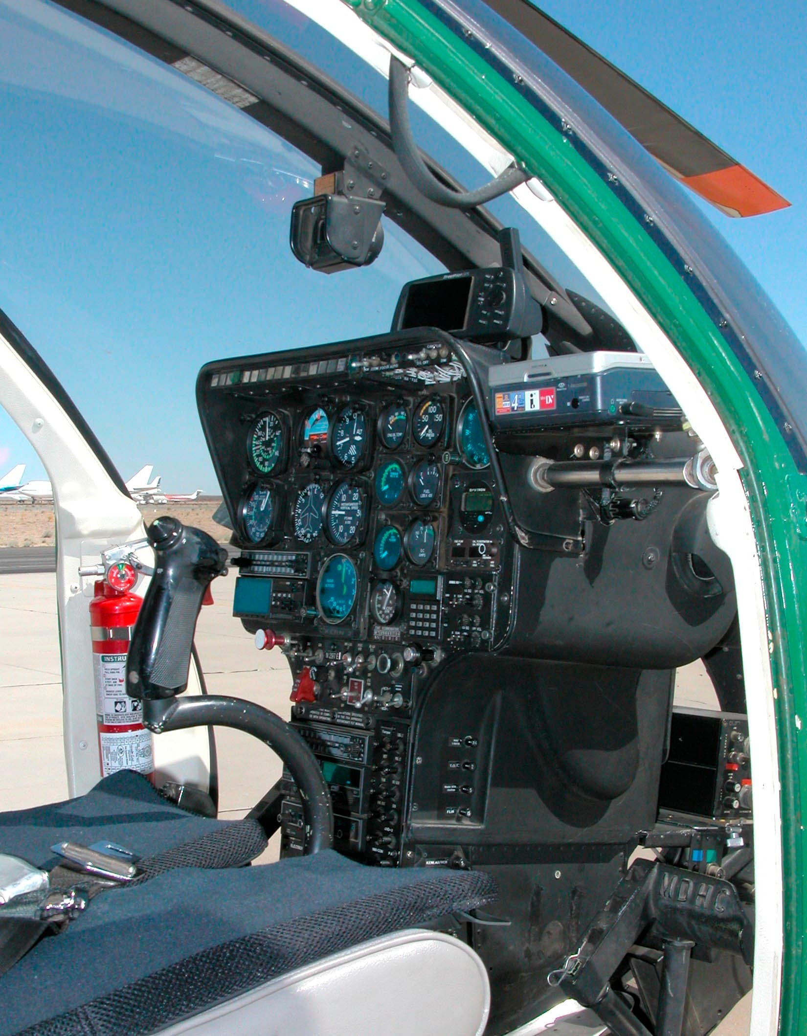 N197E — Helicopter