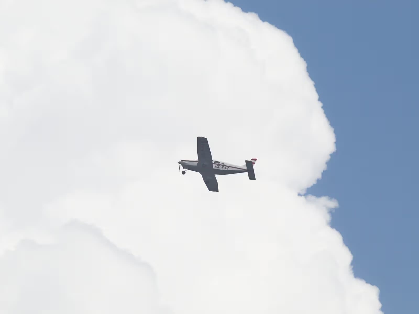 OE-KAZ — Single-engine aircraft