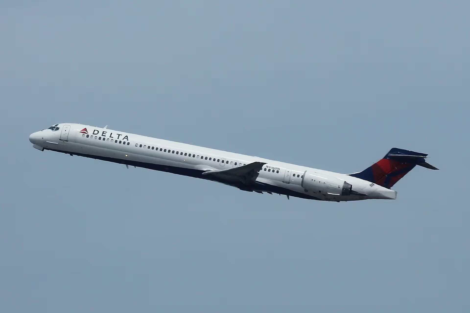 N916DN — Aircraft