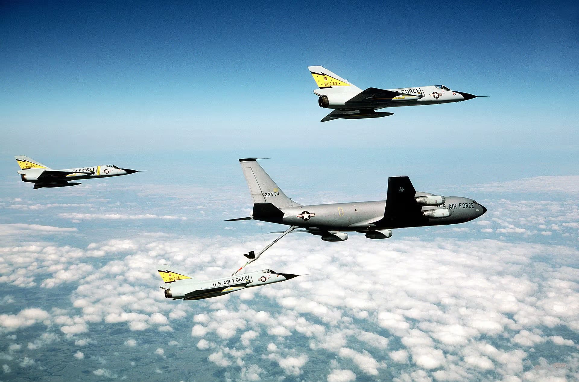 Unidentified — Aircraft