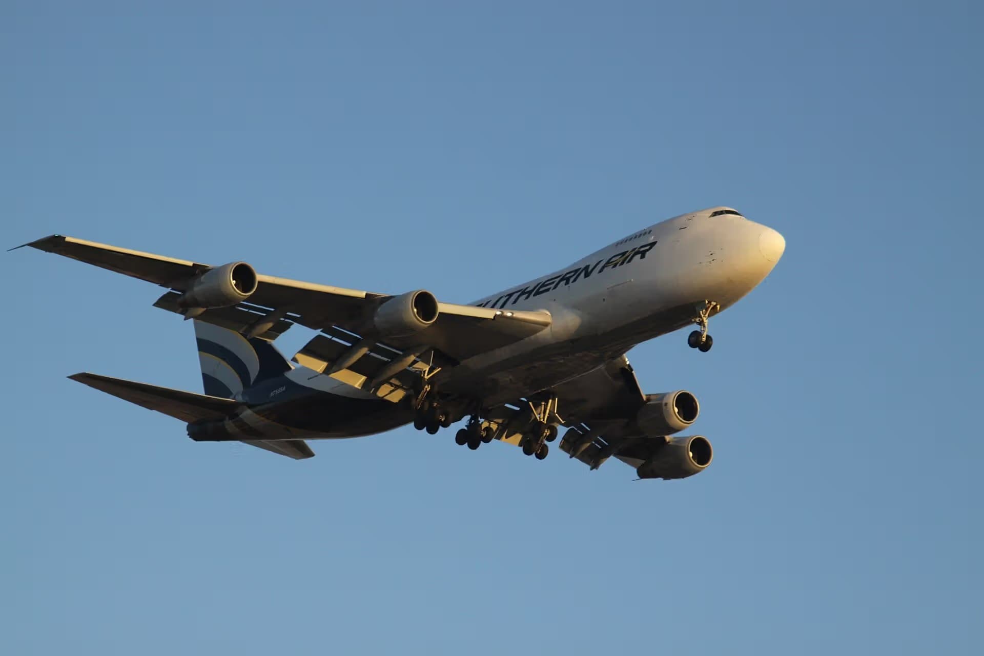 N758SA — Boeing